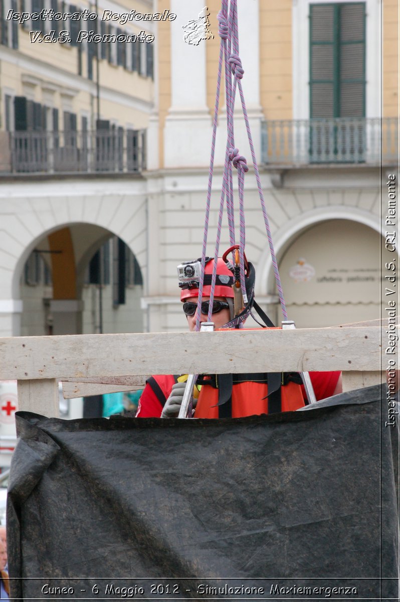 Cuneo - 6 Maggio 2012 - Simulazione Maxiemergenza- Croce Rossa Italiana - Ispettorato Regionale Volontari del Soccorso Piemonte