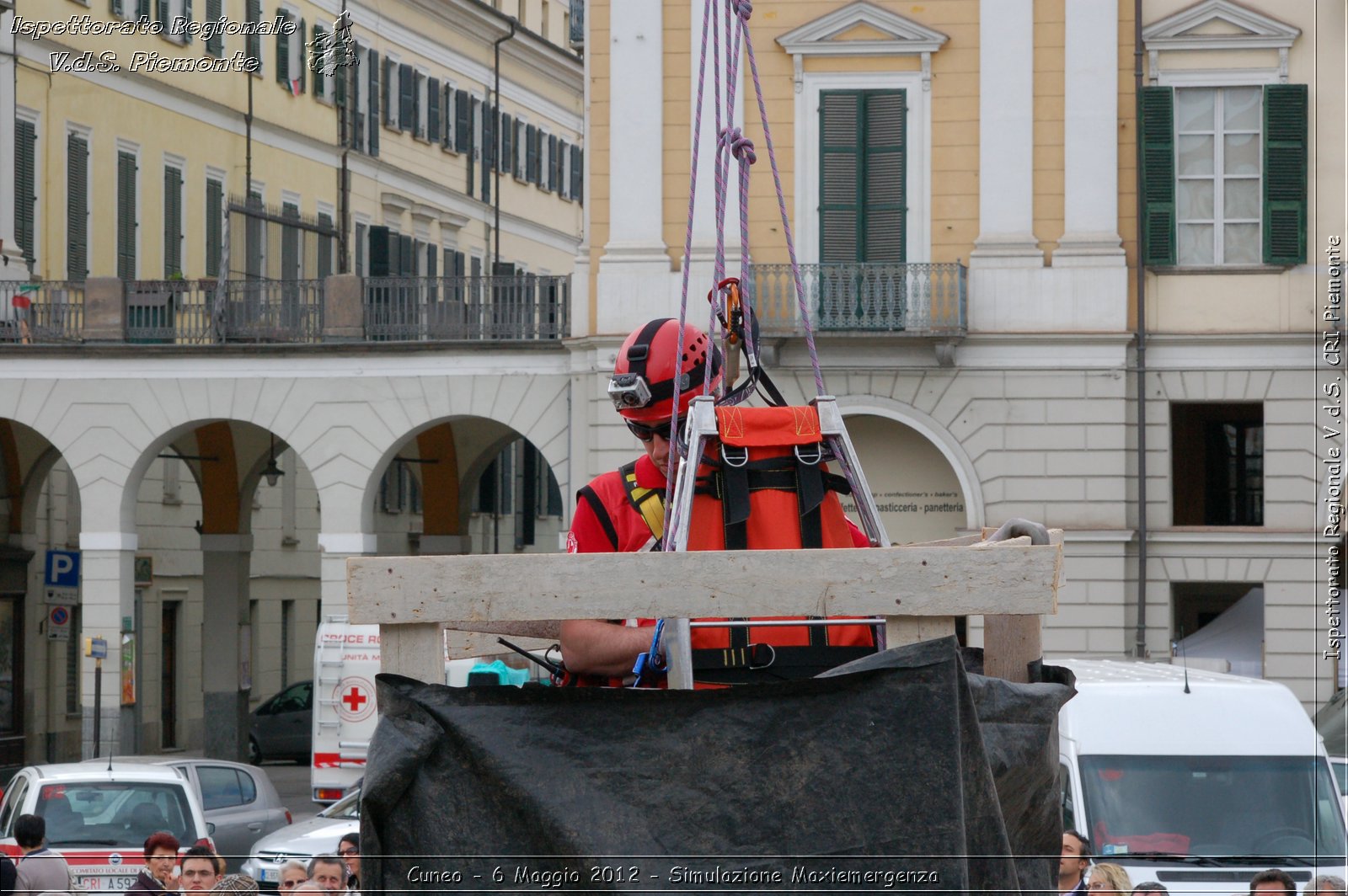 Cuneo - 6 Maggio 2012 - Simulazione Maxiemergenza- Croce Rossa Italiana - Ispettorato Regionale Volontari del Soccorso Piemonte