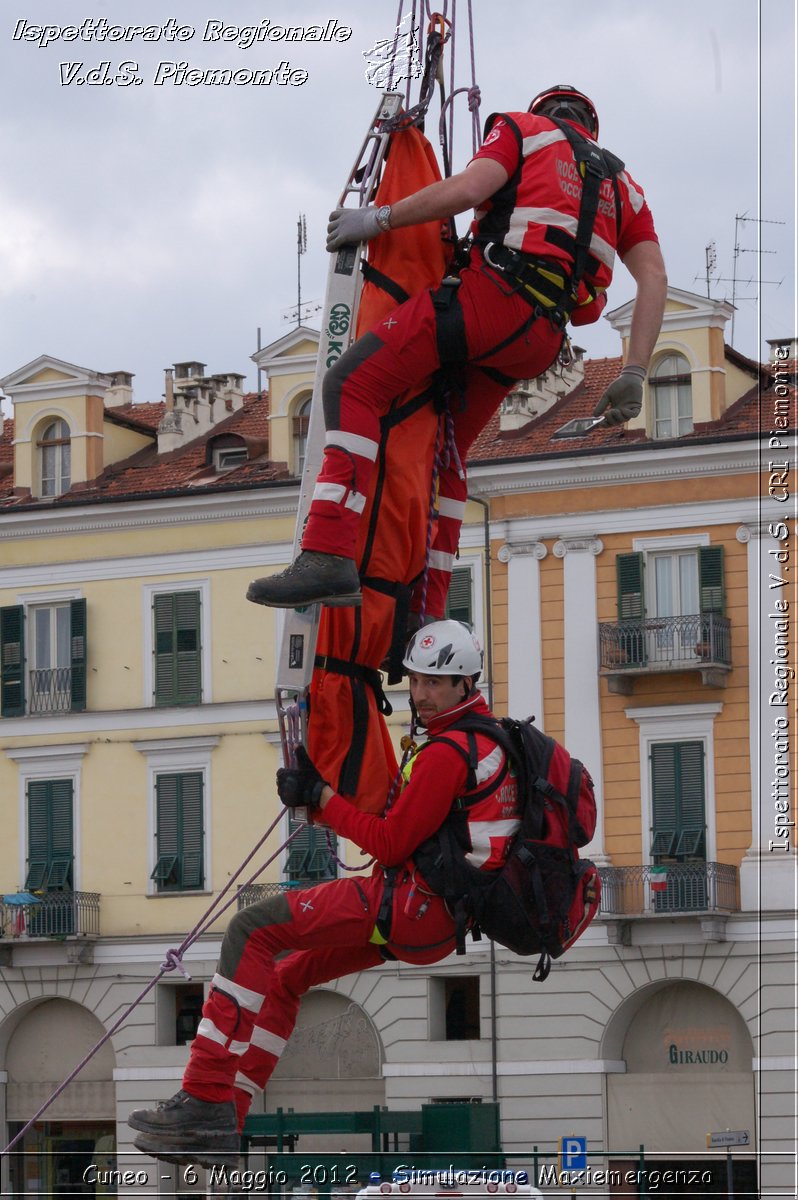 Cuneo - 6 Maggio 2012 - Simulazione Maxiemergenza- Croce Rossa Italiana - Ispettorato Regionale Volontari del Soccorso Piemonte