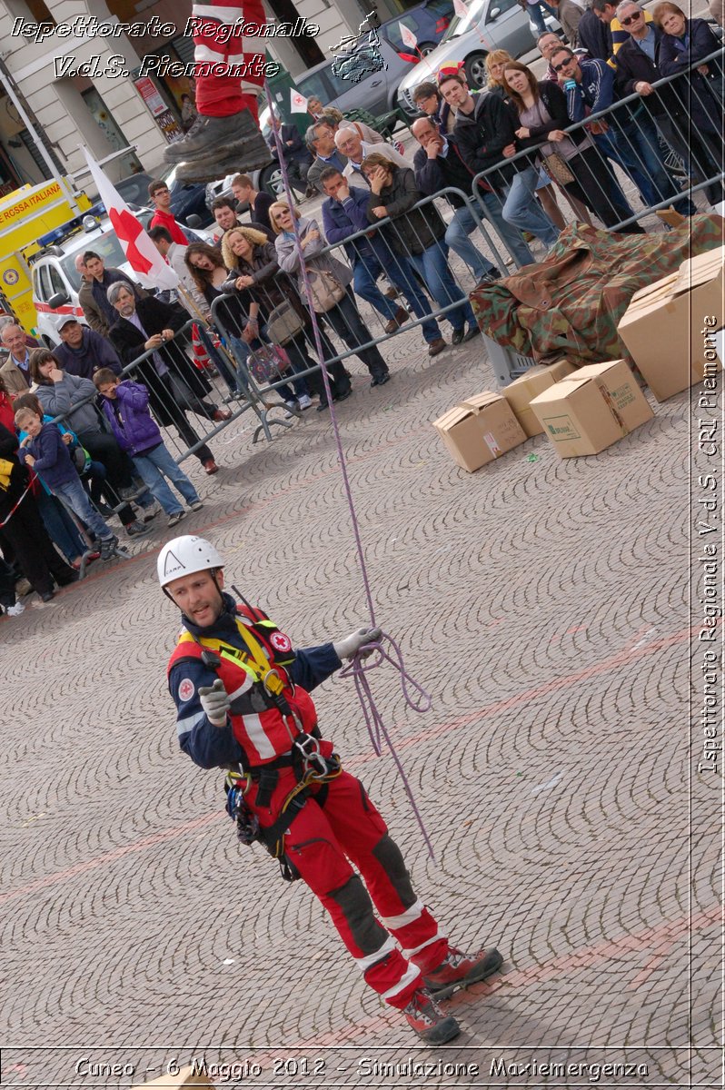 Cuneo - 6 Maggio 2012 - Simulazione Maxiemergenza- Croce Rossa Italiana - Ispettorato Regionale Volontari del Soccorso Piemonte