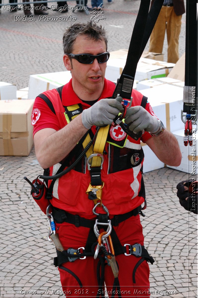 Cuneo - 6 Maggio 2012 - Simulazione Maxiemergenza- Croce Rossa Italiana - Ispettorato Regionale Volontari del Soccorso Piemonte