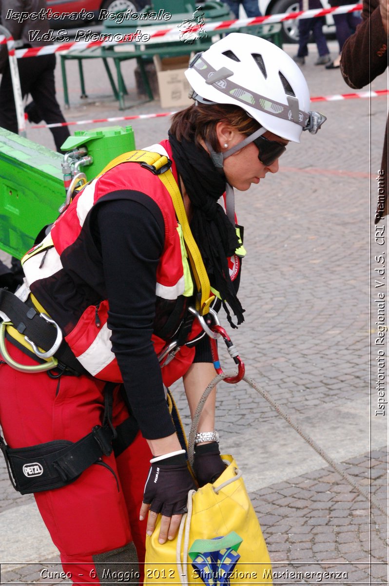 Cuneo - 6 Maggio 2012 - Simulazione Maxiemergenza- Croce Rossa Italiana - Ispettorato Regionale Volontari del Soccorso Piemonte