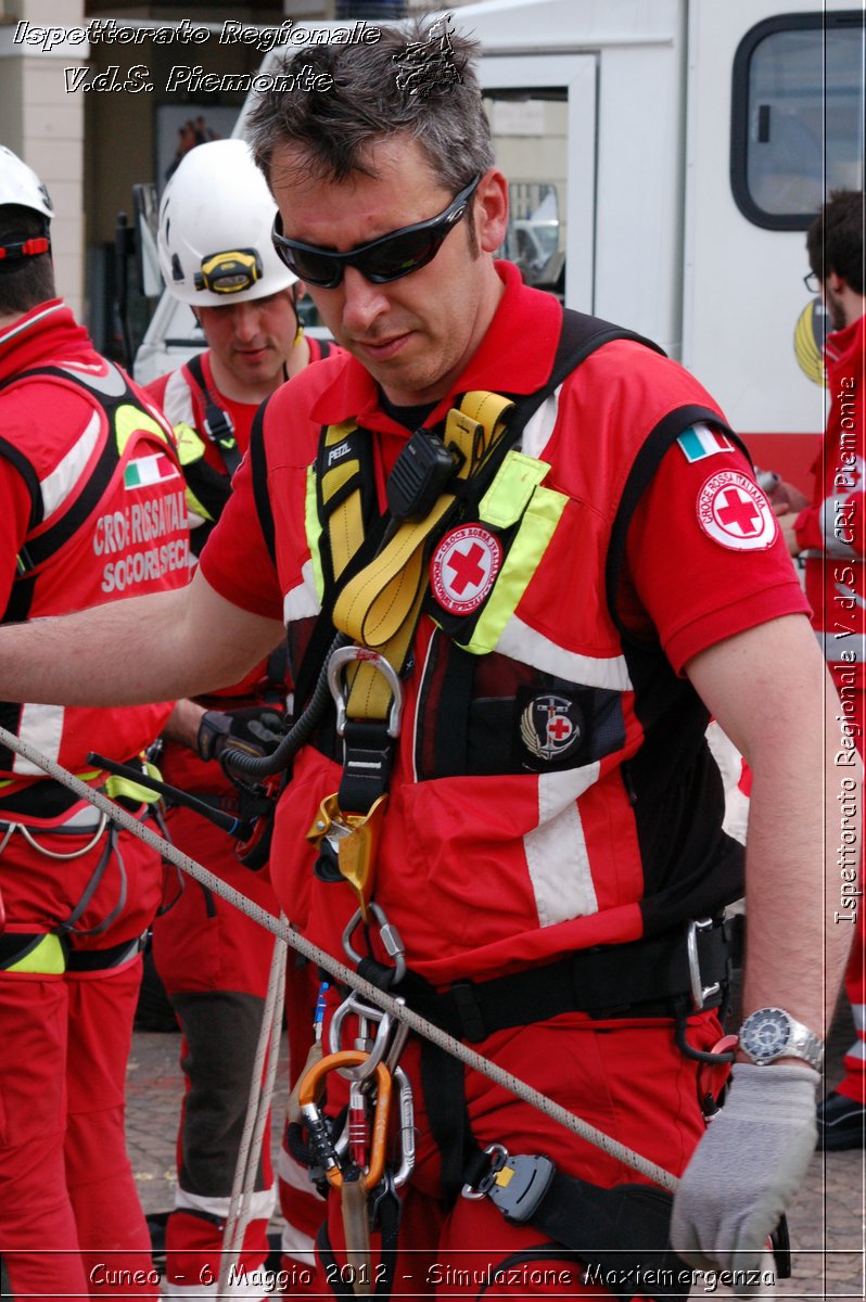 Cuneo - 6 Maggio 2012 - Simulazione Maxiemergenza- Croce Rossa Italiana - Ispettorato Regionale Volontari del Soccorso Piemonte