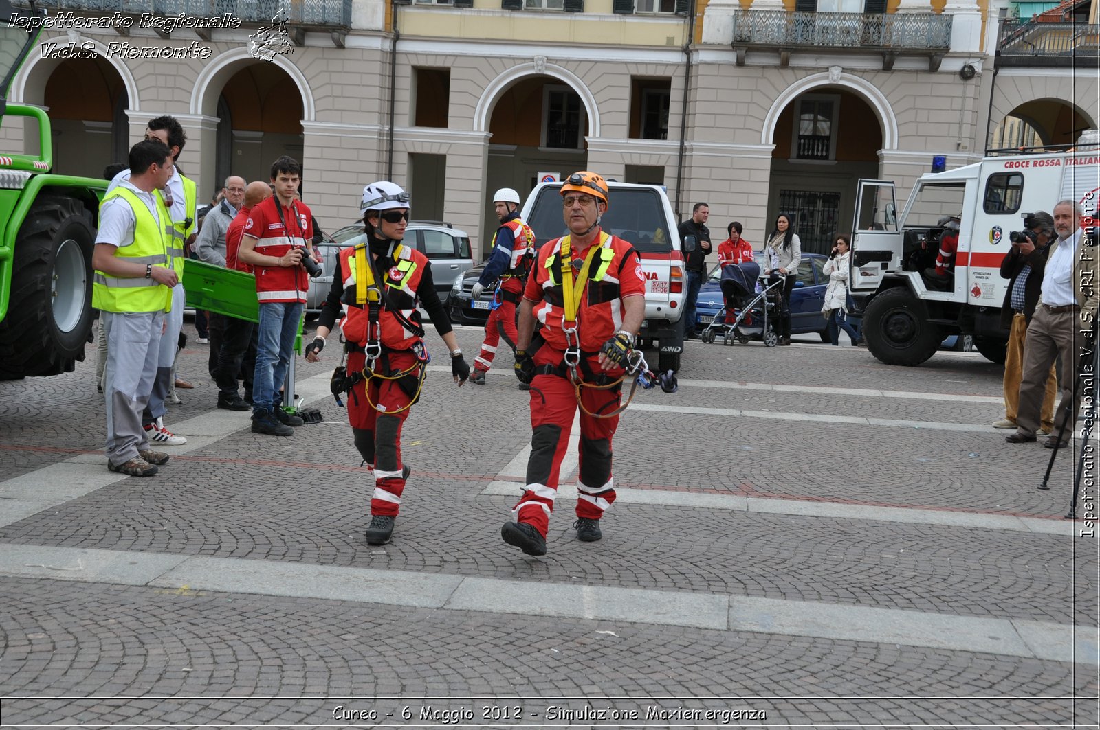 Cuneo - 6 Maggio 2012 - Simulazione Maxiemergenza- Croce Rossa Italiana - Ispettorato Regionale Volontari del Soccorso Piemonte