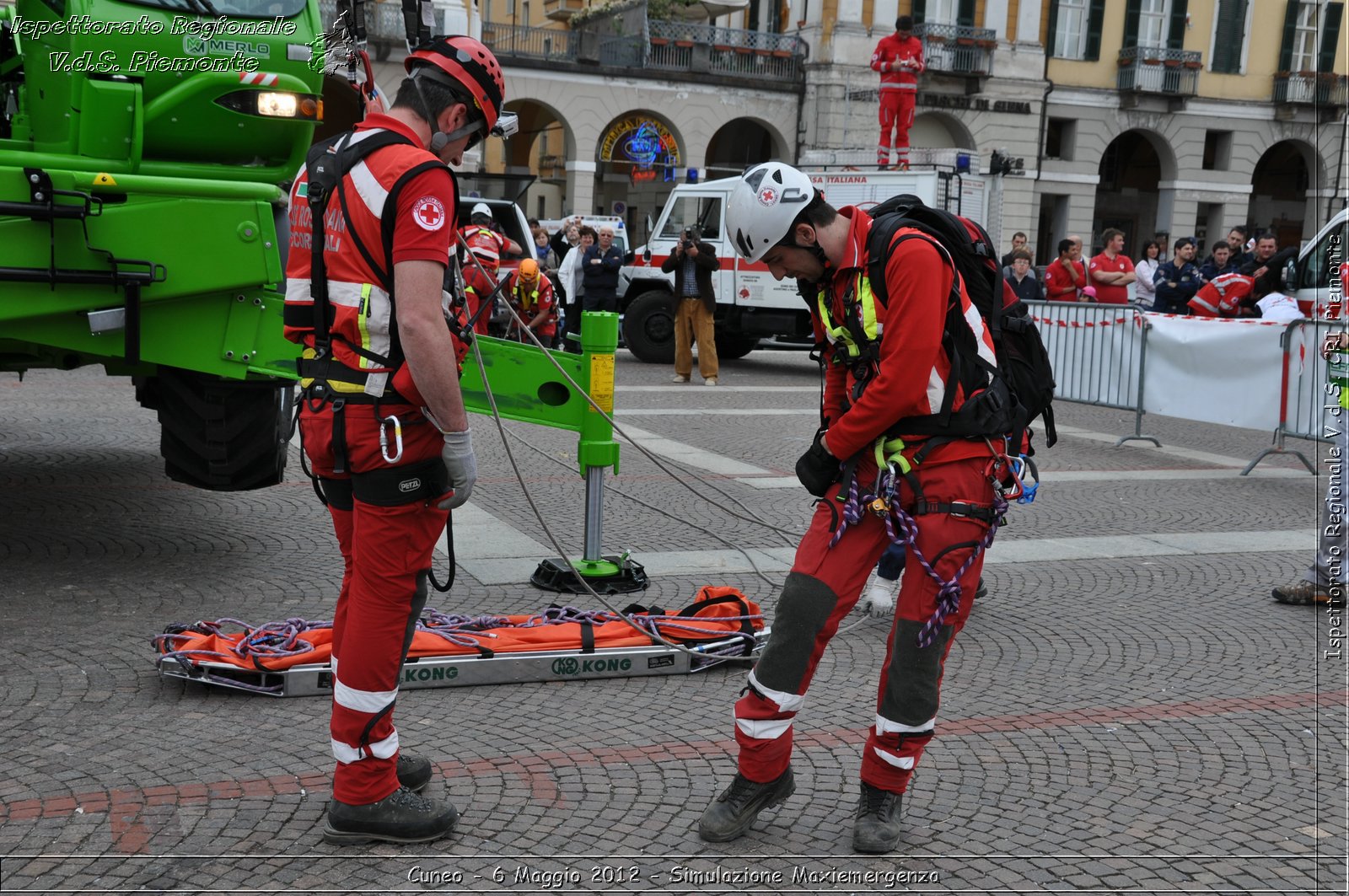 Cuneo - 6 Maggio 2012 - Simulazione Maxiemergenza- Croce Rossa Italiana - Ispettorato Regionale Volontari del Soccorso Piemonte