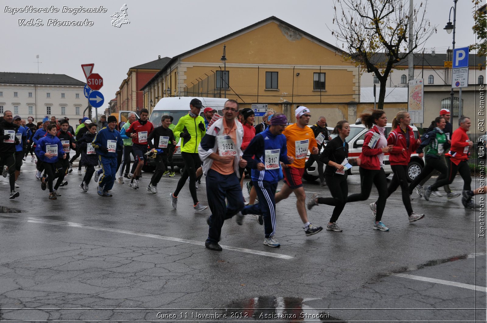 Cuneo 11 Novembre 2012 - Assistenza Stracni - Croce Rossa Italiana - Ispettorato Regionale Volontari del Soccorso del Piemonte