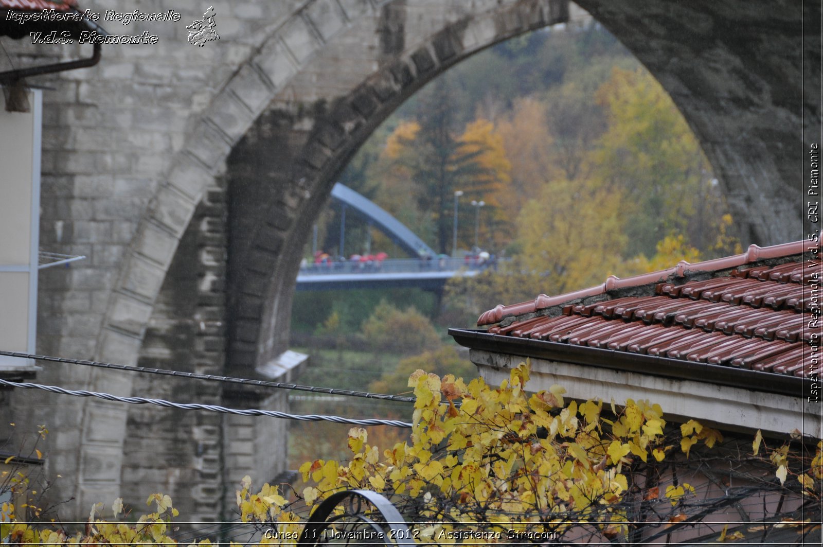 Cuneo 11 Novembre 2012 - Assistenza Stracni - Croce Rossa Italiana - Ispettorato Regionale Volontari del Soccorso del Piemonte