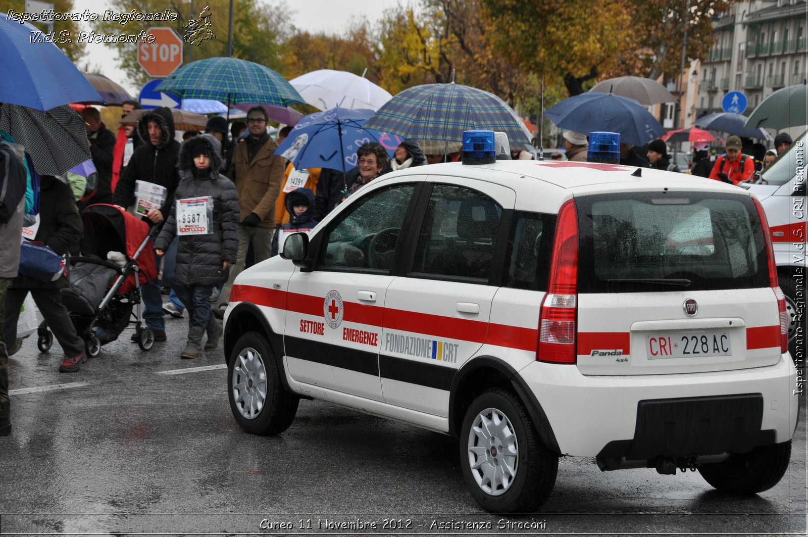 Cuneo 11 Novembre 2012 - Assistenza Stracni - Croce Rossa Italiana - Ispettorato Regionale Volontari del Soccorso del Piemonte