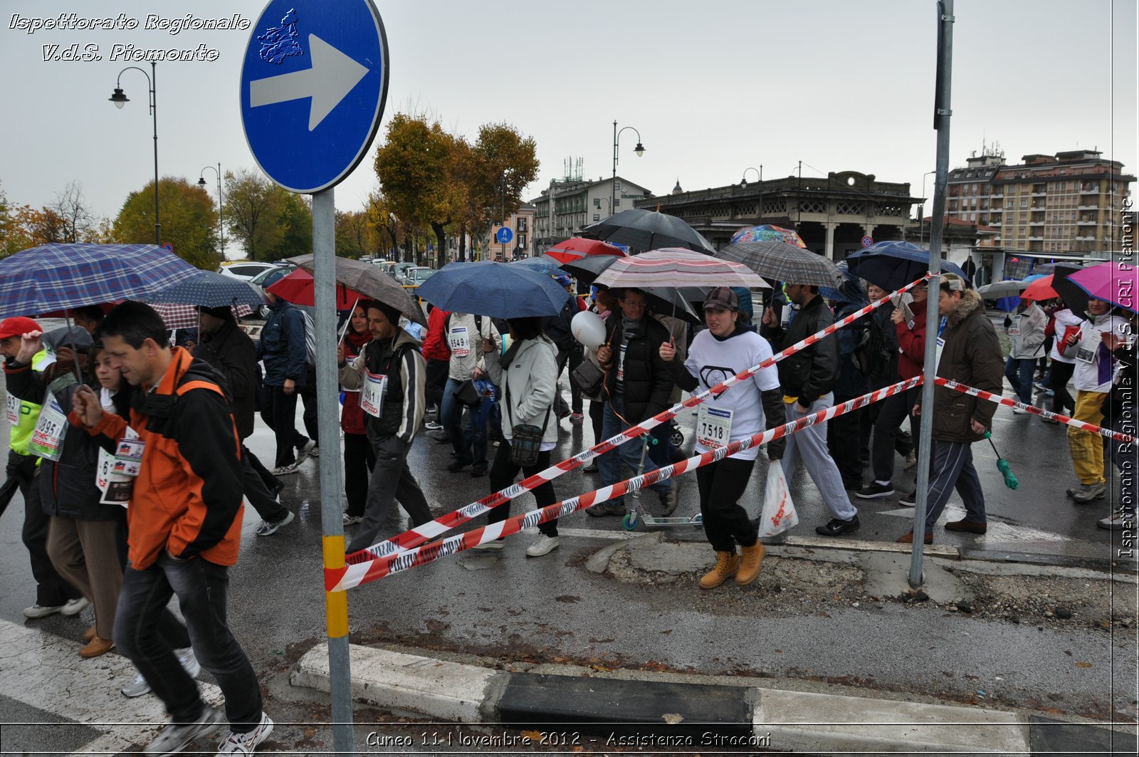 Cuneo 11 Novembre 2012 - Assistenza Stracni - Croce Rossa Italiana - Ispettorato Regionale Volontari del Soccorso del Piemonte