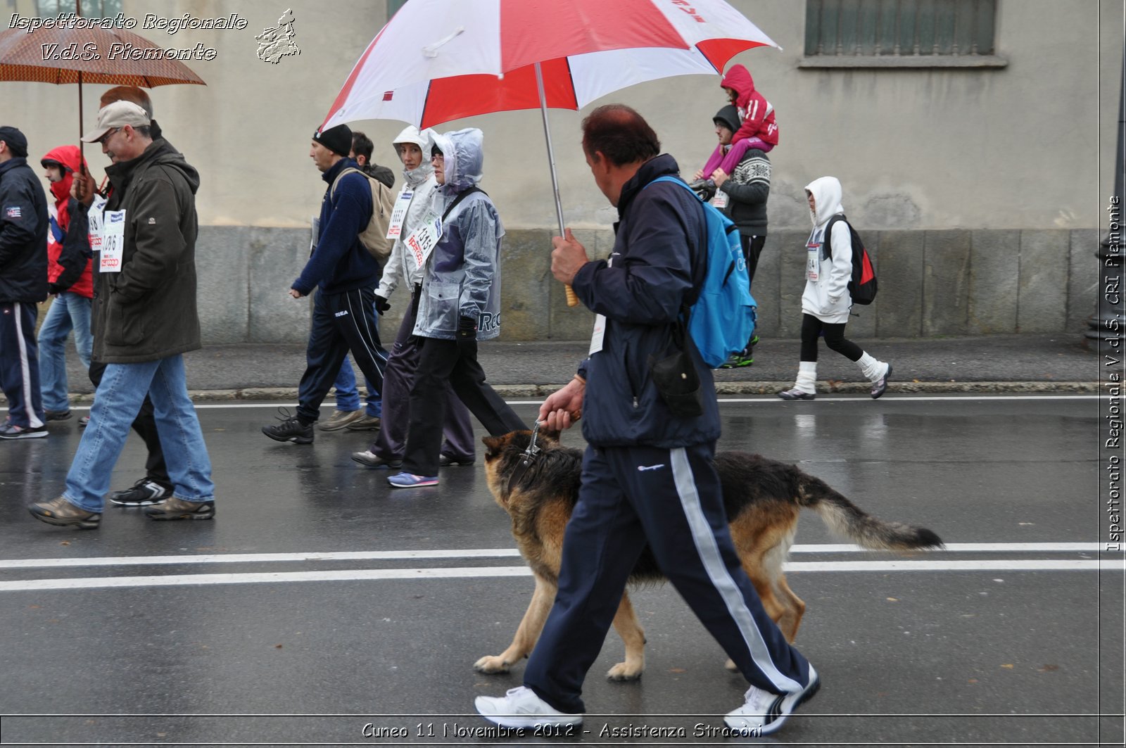 Cuneo 11 Novembre 2012 - Assistenza Stracni - Croce Rossa Italiana - Ispettorato Regionale Volontari del Soccorso del Piemonte