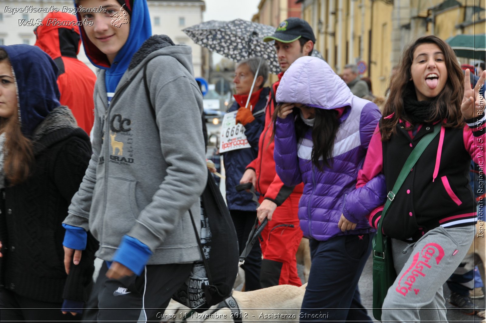 Cuneo 11 Novembre 2012 - Assistenza Stracni - Croce Rossa Italiana - Ispettorato Regionale Volontari del Soccorso del Piemonte