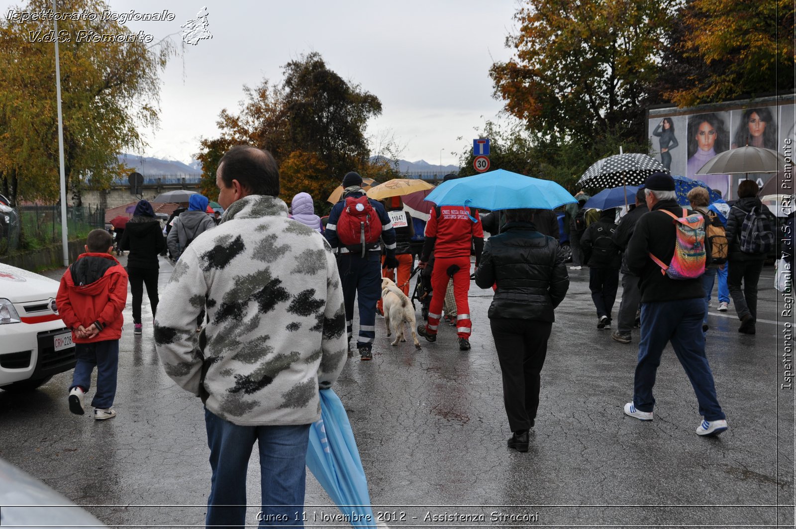 Cuneo 11 Novembre 2012 - Assistenza Stracni - Croce Rossa Italiana - Ispettorato Regionale Volontari del Soccorso del Piemonte