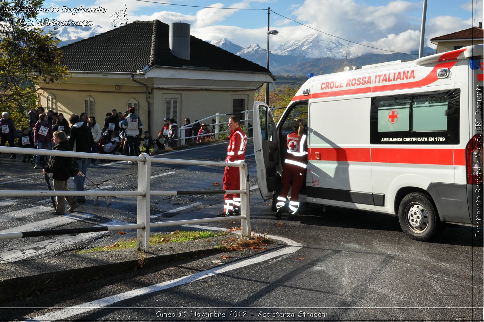 Cuneo 11 Novembre 2012 - Assistenza Stracni - Croce Rossa Italiana - Ispettorato Regionale Volontari del Soccorso del Piemonte