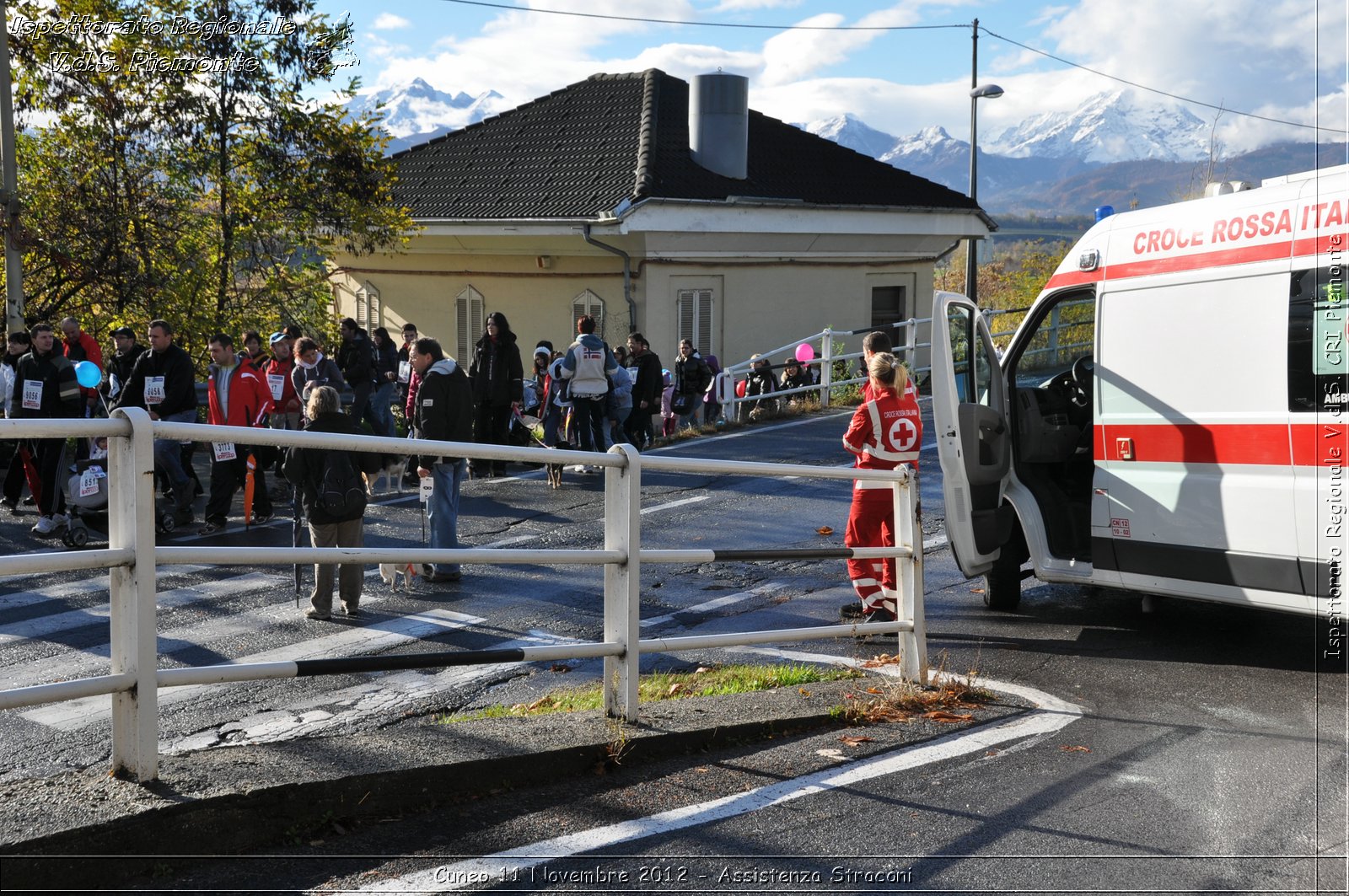 Cuneo 11 Novembre 2012 - Assistenza Stracni - Croce Rossa Italiana - Ispettorato Regionale Volontari del Soccorso del Piemonte