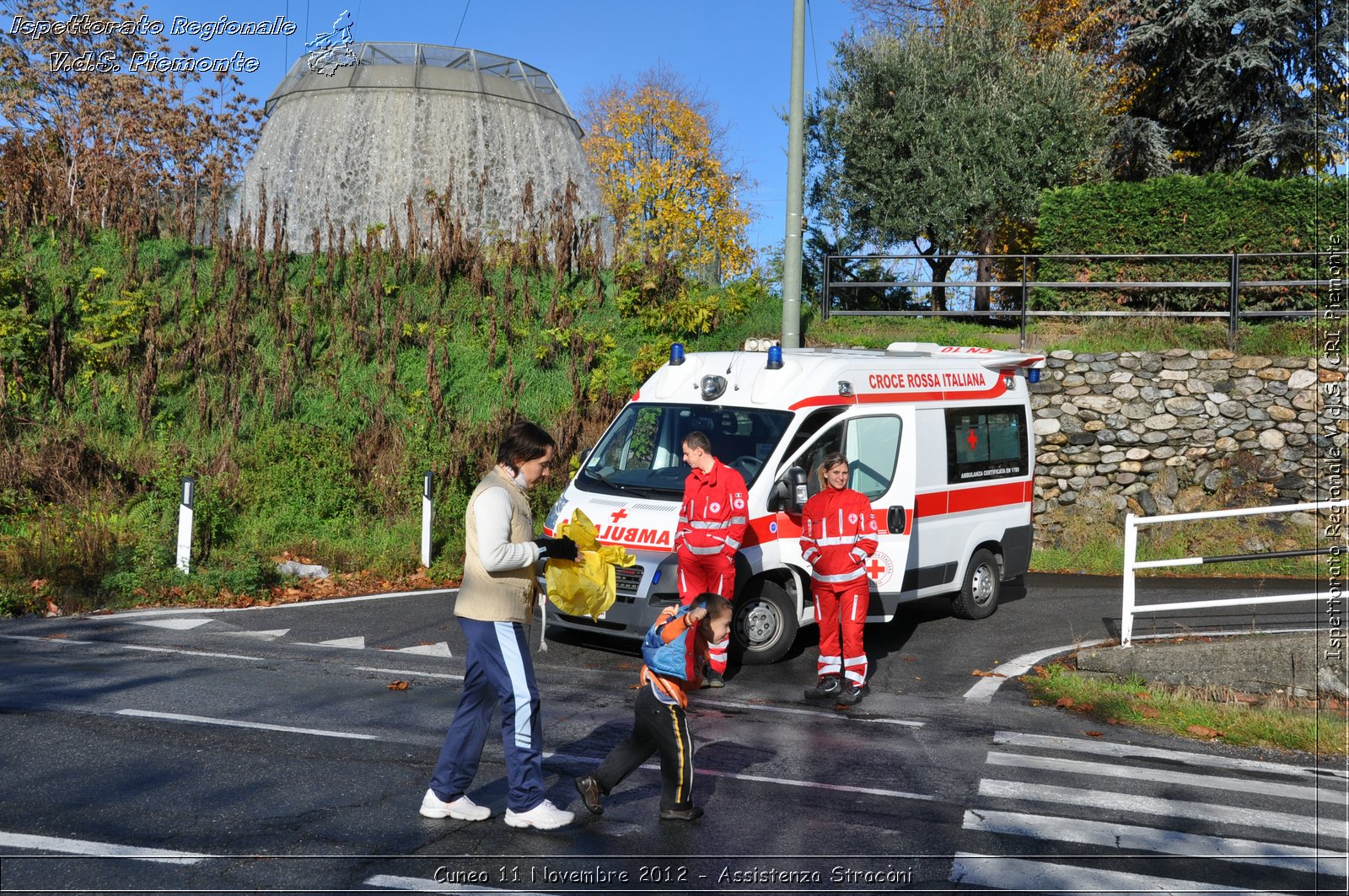 Cuneo 11 Novembre 2012 - Assistenza Stracni - Croce Rossa Italiana - Ispettorato Regionale Volontari del Soccorso del Piemonte