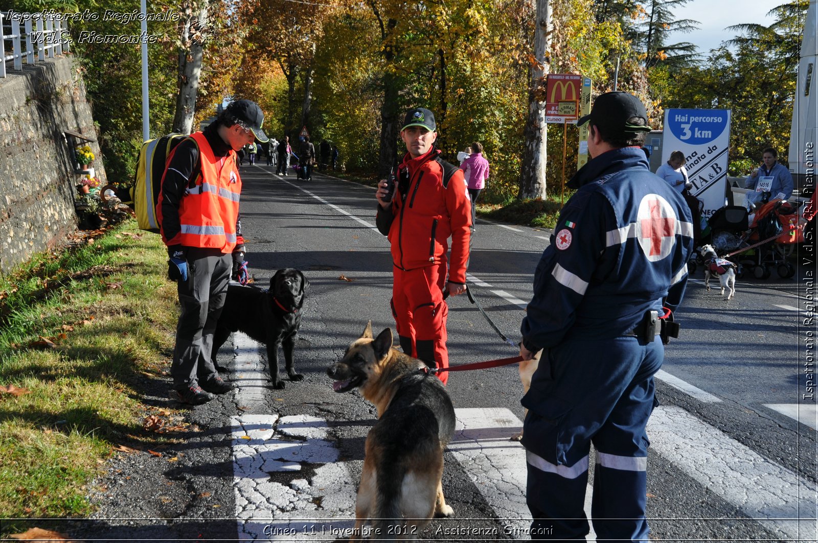 Cuneo 11 Novembre 2012 - Assistenza Stracni - Croce Rossa Italiana - Ispettorato Regionale Volontari del Soccorso del Piemonte