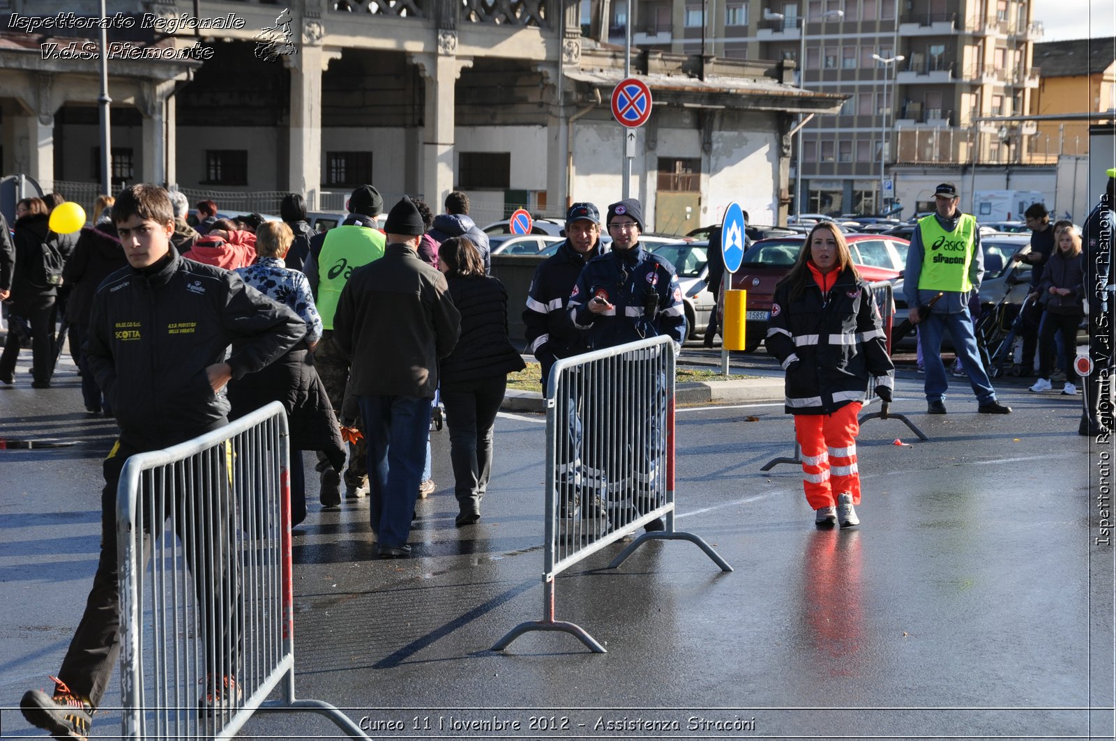 Cuneo 11 Novembre 2012 - Assistenza Stracni - Croce Rossa Italiana - Ispettorato Regionale Volontari del Soccorso del Piemonte