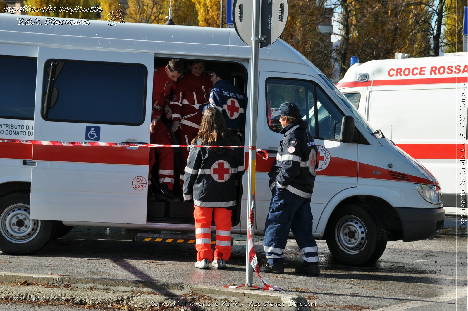 Cuneo 11 Novembre 2012 - Assistenza Stracni - Croce Rossa Italiana - Ispettorato Regionale Volontari del Soccorso del Piemonte