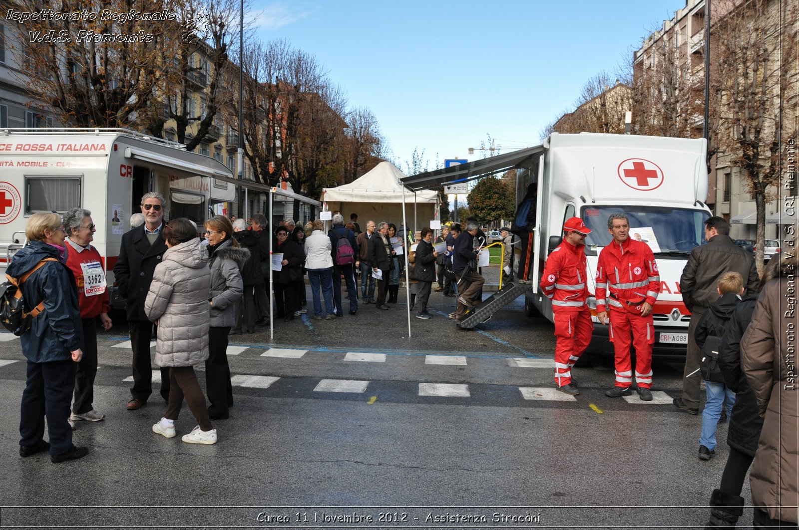 Cuneo 11 Novembre 2012 - Assistenza Stracni - Croce Rossa Italiana - Ispettorato Regionale Volontari del Soccorso del Piemonte