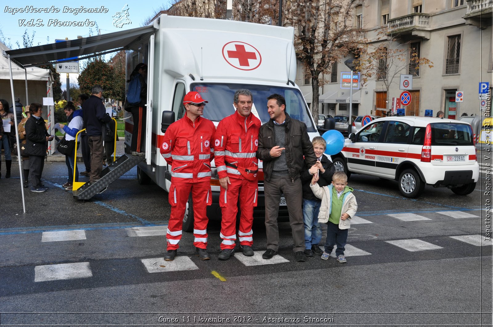 Cuneo 11 Novembre 2012 - Assistenza Stracni - Croce Rossa Italiana - Ispettorato Regionale Volontari del Soccorso del Piemonte