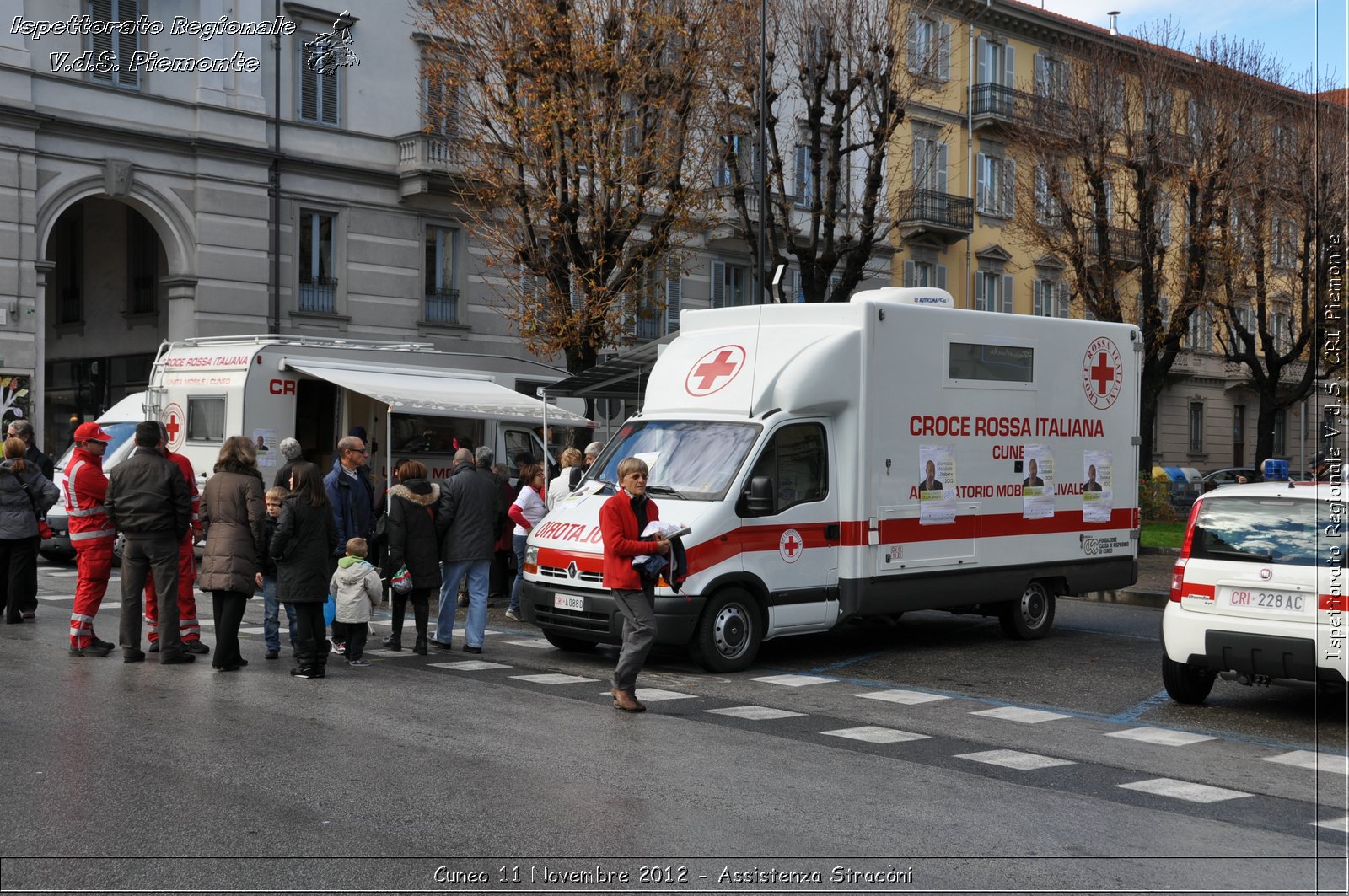 Cuneo 11 Novembre 2012 - Assistenza Stracni - Croce Rossa Italiana - Ispettorato Regionale Volontari del Soccorso del Piemonte