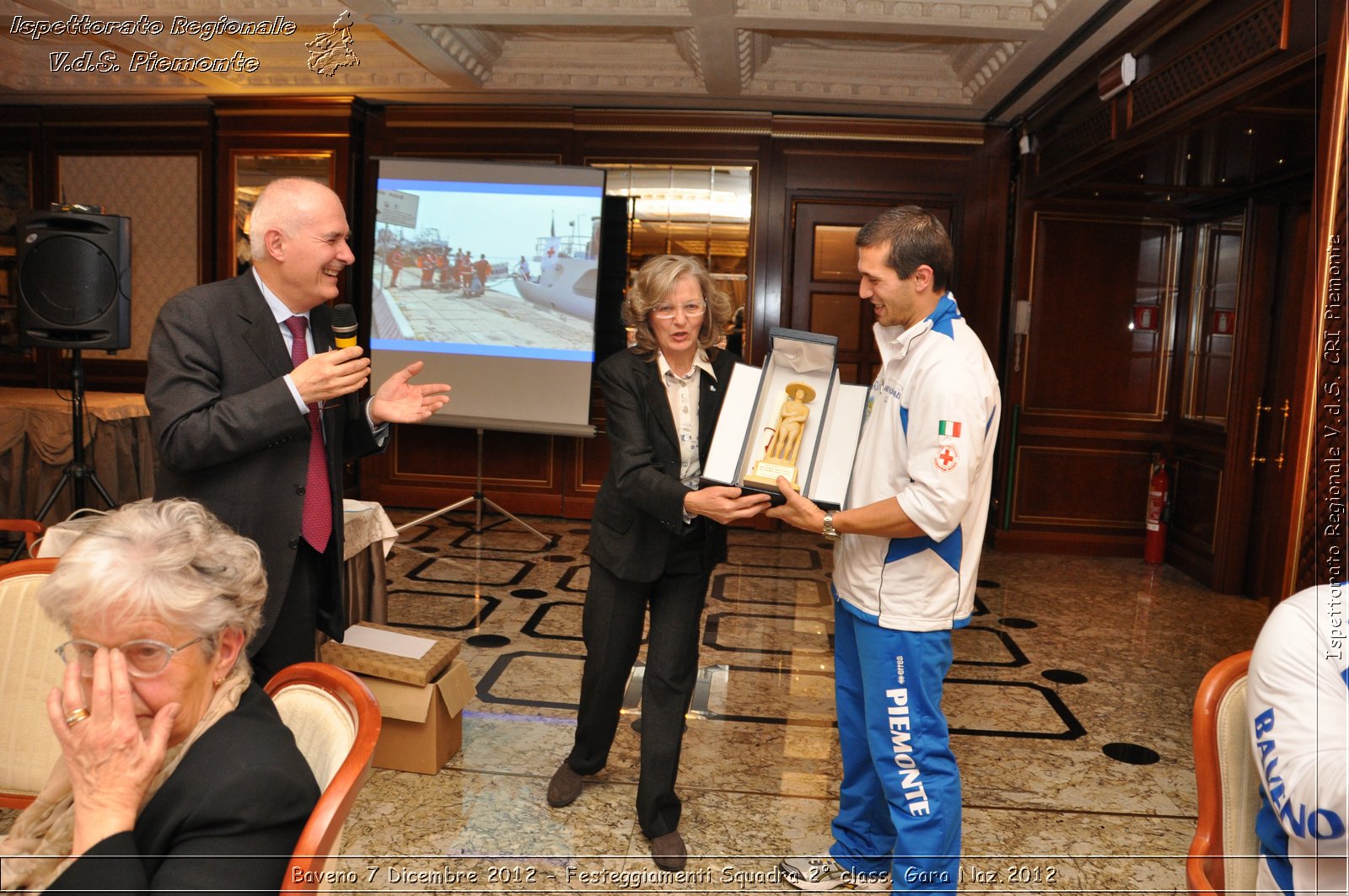 Baveno 7 Dicembre 2012 - Festeggiamenti Squadra 2 class. Gara Naz.2012 - Croce Rossa Italiana - Ispettorato Regionale Volontari del Piemonte