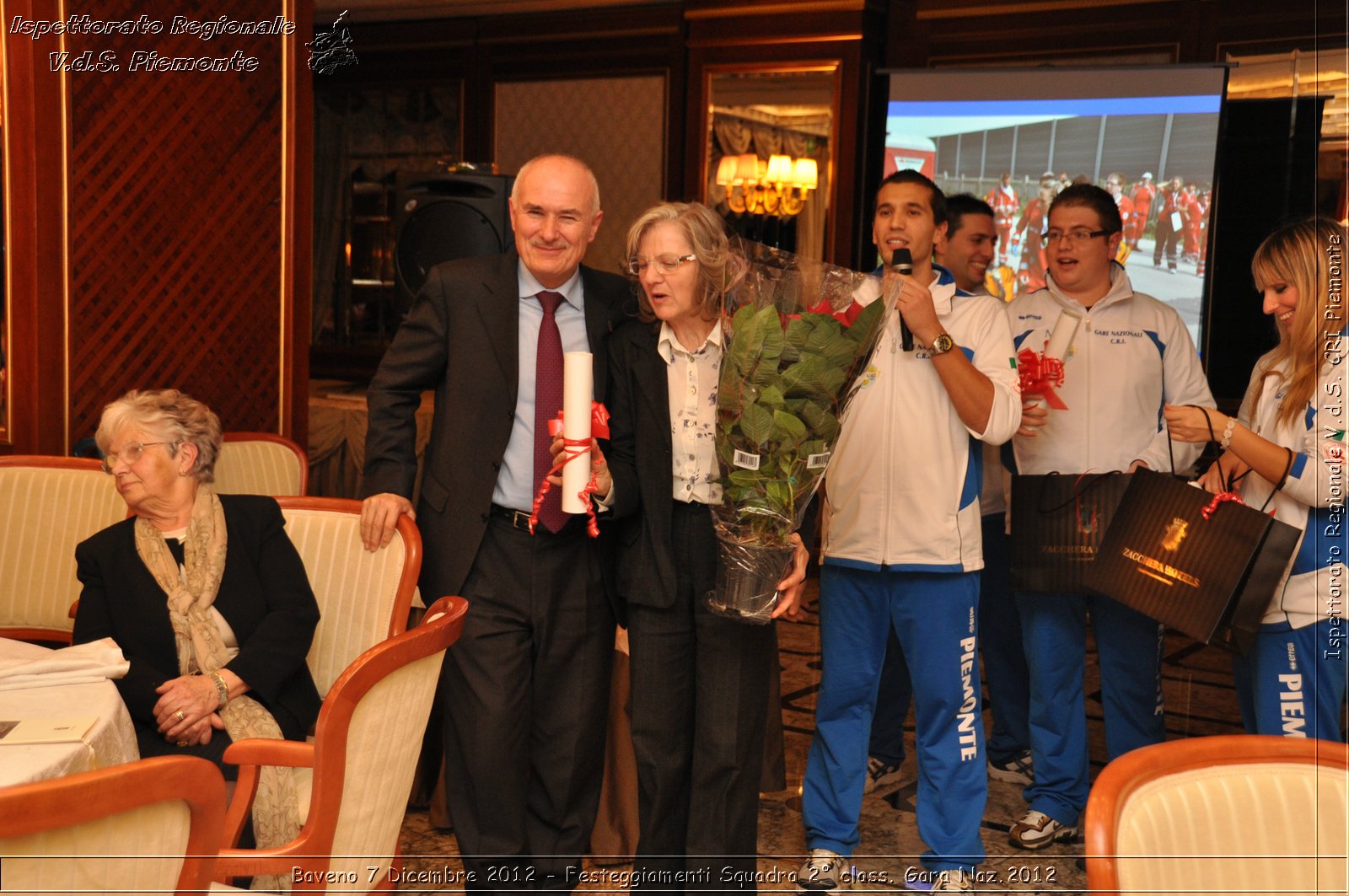 Baveno 7 Dicembre 2012 - Festeggiamenti Squadra 2 class. Gara Naz.2012 - Croce Rossa Italiana - Ispettorato Regionale Volontari del Piemonte