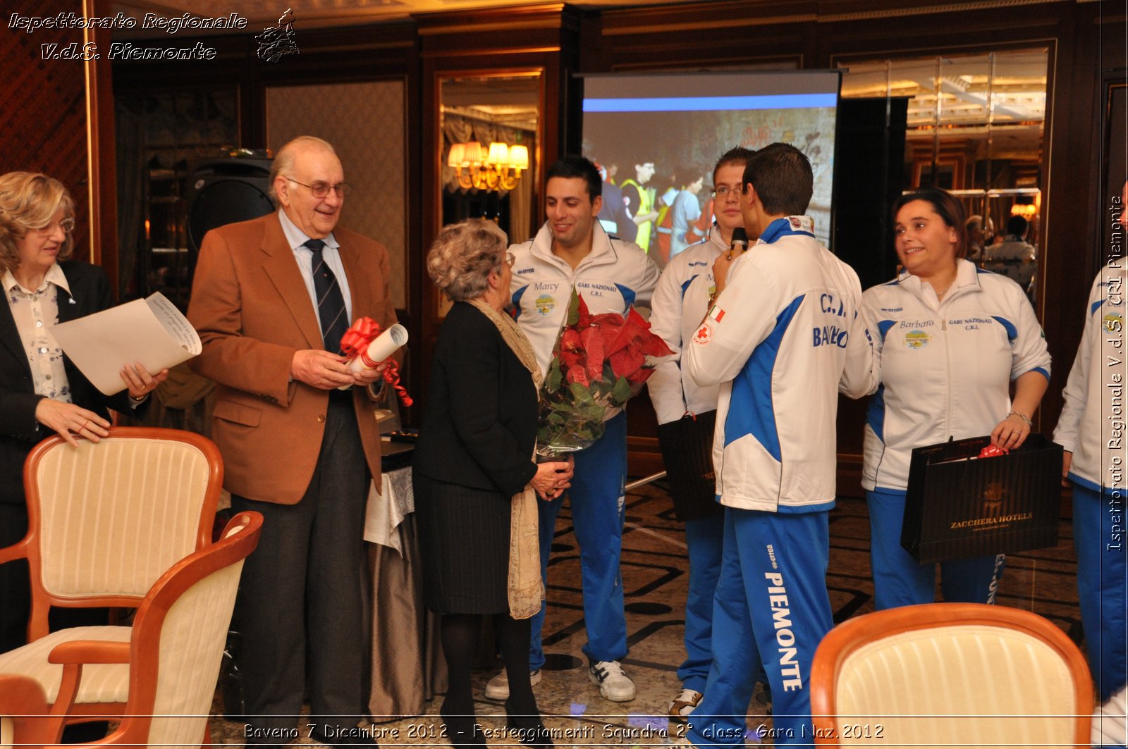 Baveno 7 Dicembre 2012 - Festeggiamenti Squadra 2 class. Gara Naz.2012 - Croce Rossa Italiana - Ispettorato Regionale Volontari del Piemonte