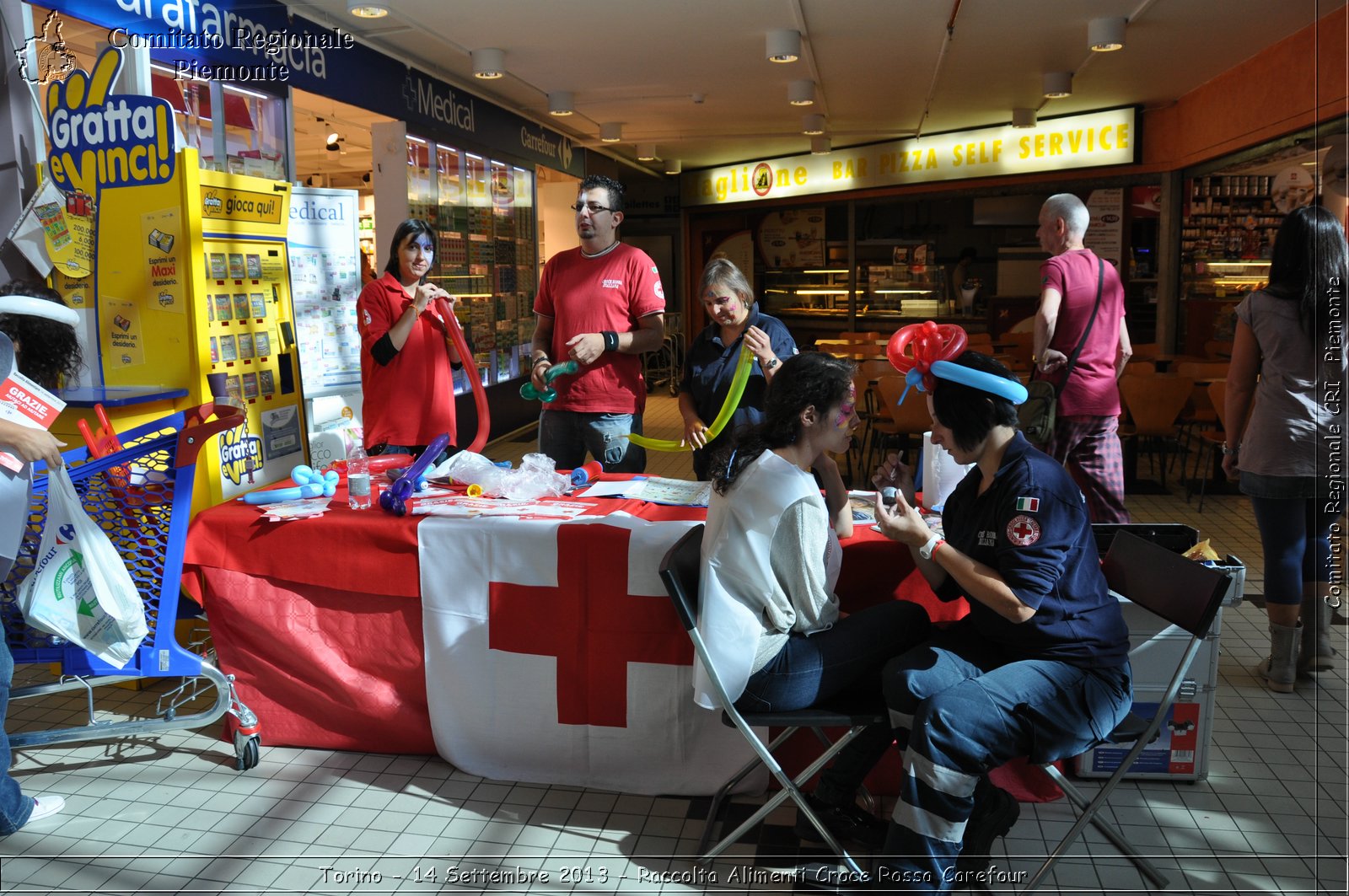 Torino - 14 Settembre 2013 - Raccolta Alimenti Croce Rossa Carefour - Croce Rossa Italiana - Comitato Regionale del Piemonte