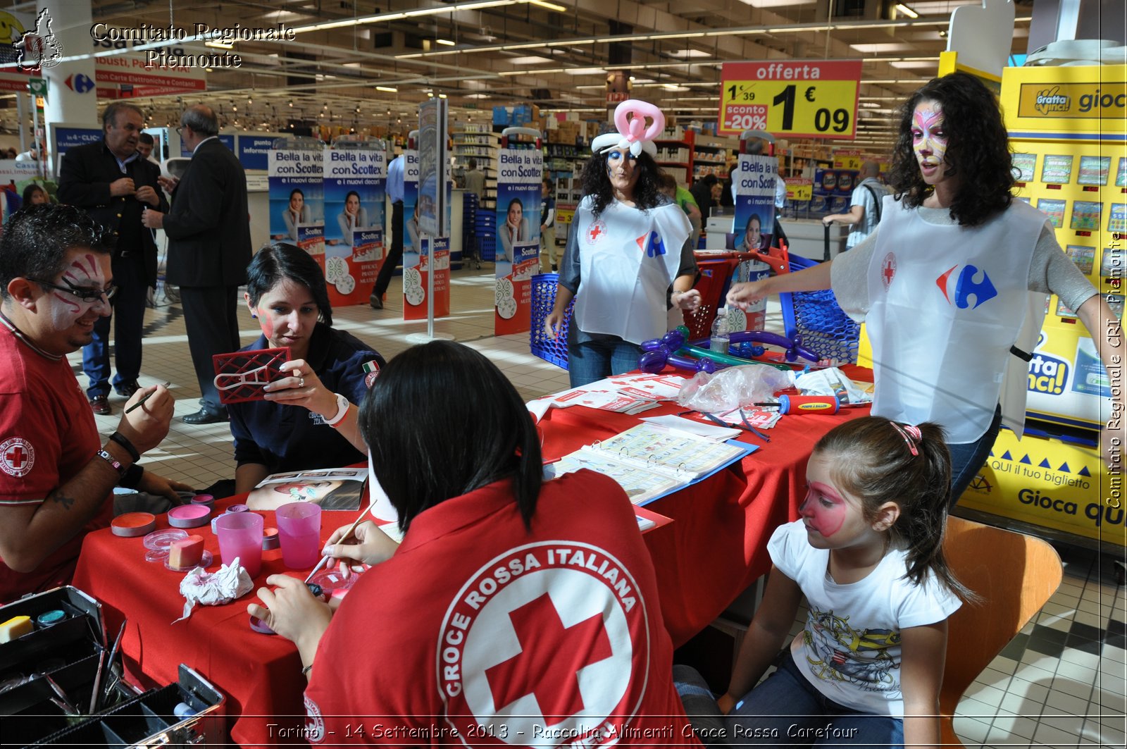 Torino - 14 Settembre 2013 - Raccolta Alimenti Croce Rossa Carefour - Croce Rossa Italiana - Comitato Regionale del Piemonte