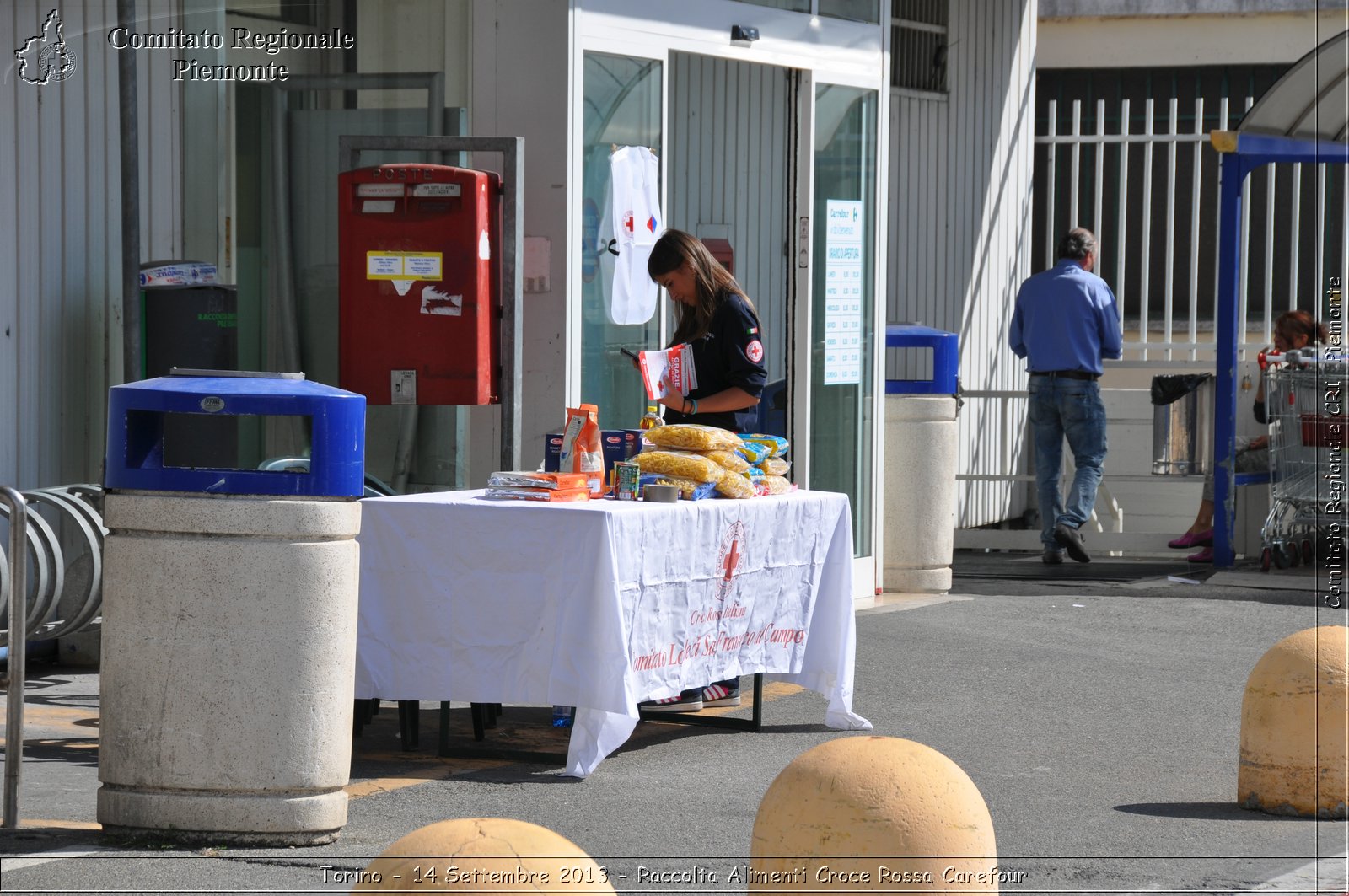 Torino - 14 Settembre 2013 - Raccolta Alimenti Croce Rossa Carefour - Croce Rossa Italiana - Comitato Regionale del Piemonte