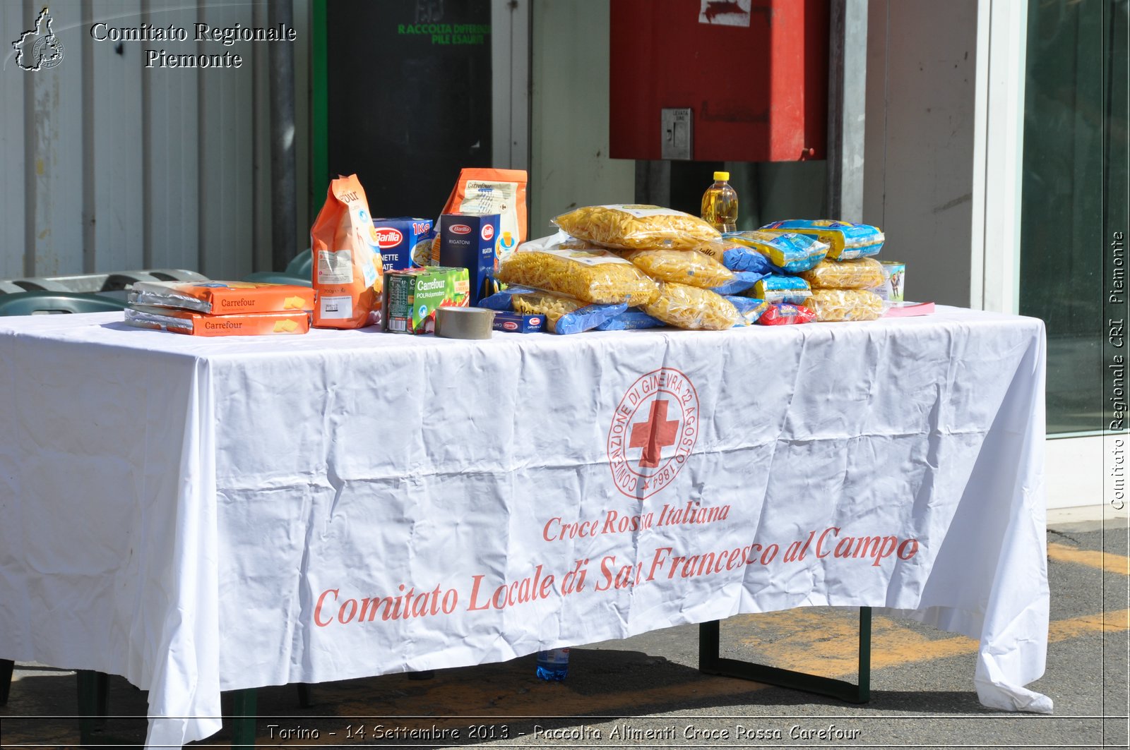 Torino - 14 Settembre 2013 - Raccolta Alimenti Croce Rossa Carefour - Croce Rossa Italiana - Comitato Regionale del Piemonte