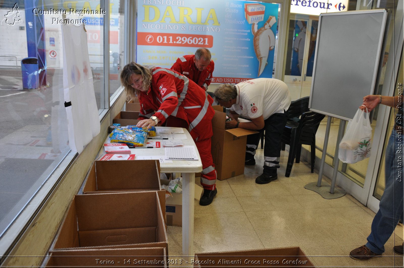 Torino - 14 Settembre 2013 - Raccolta Alimenti Croce Rossa Carefour - Croce Rossa Italiana - Comitato Regionale del Piemonte