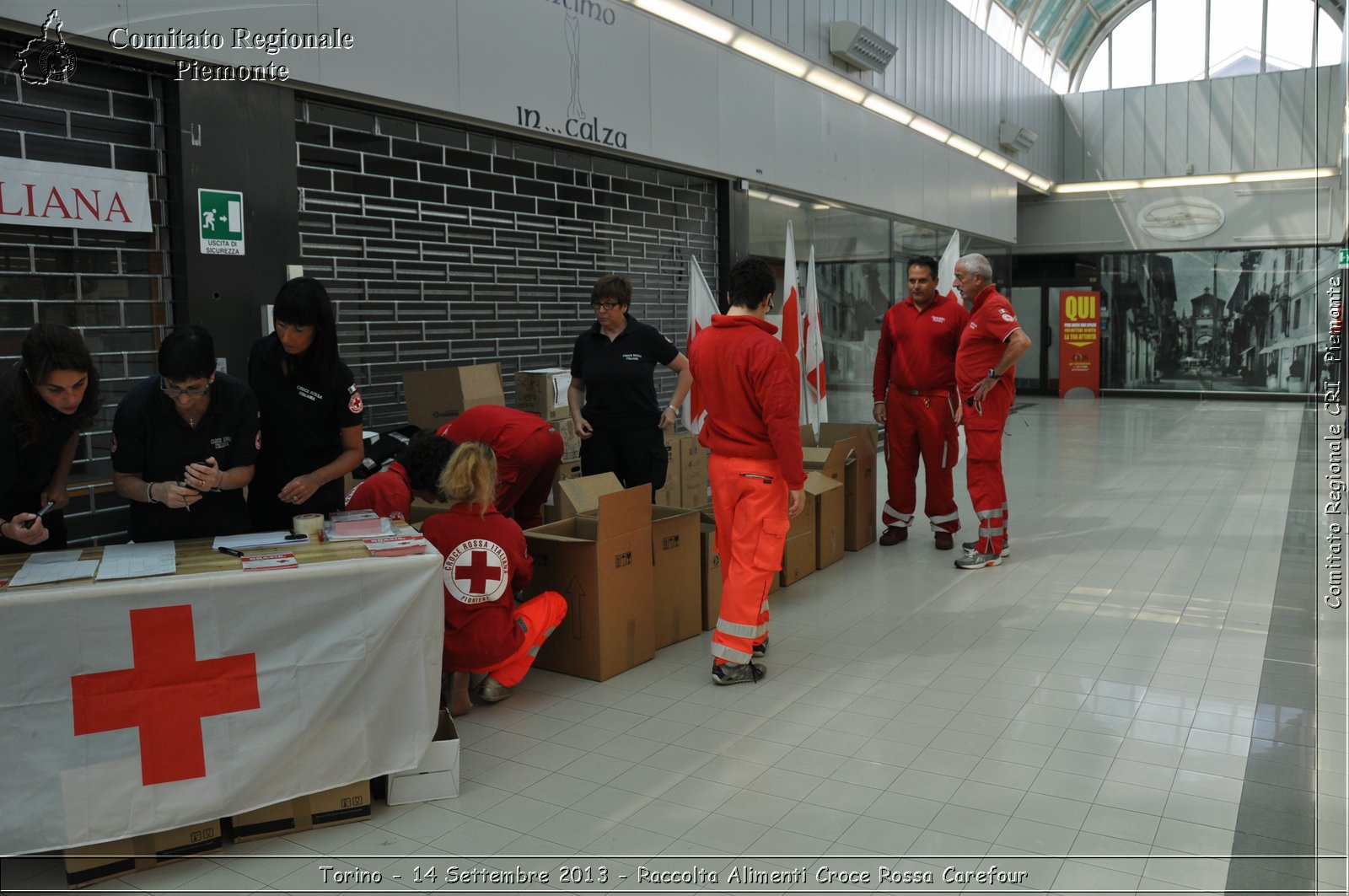 Torino - 14 Settembre 2013 - Raccolta Alimenti Croce Rossa Carefour - Croce Rossa Italiana - Comitato Regionale del Piemonte