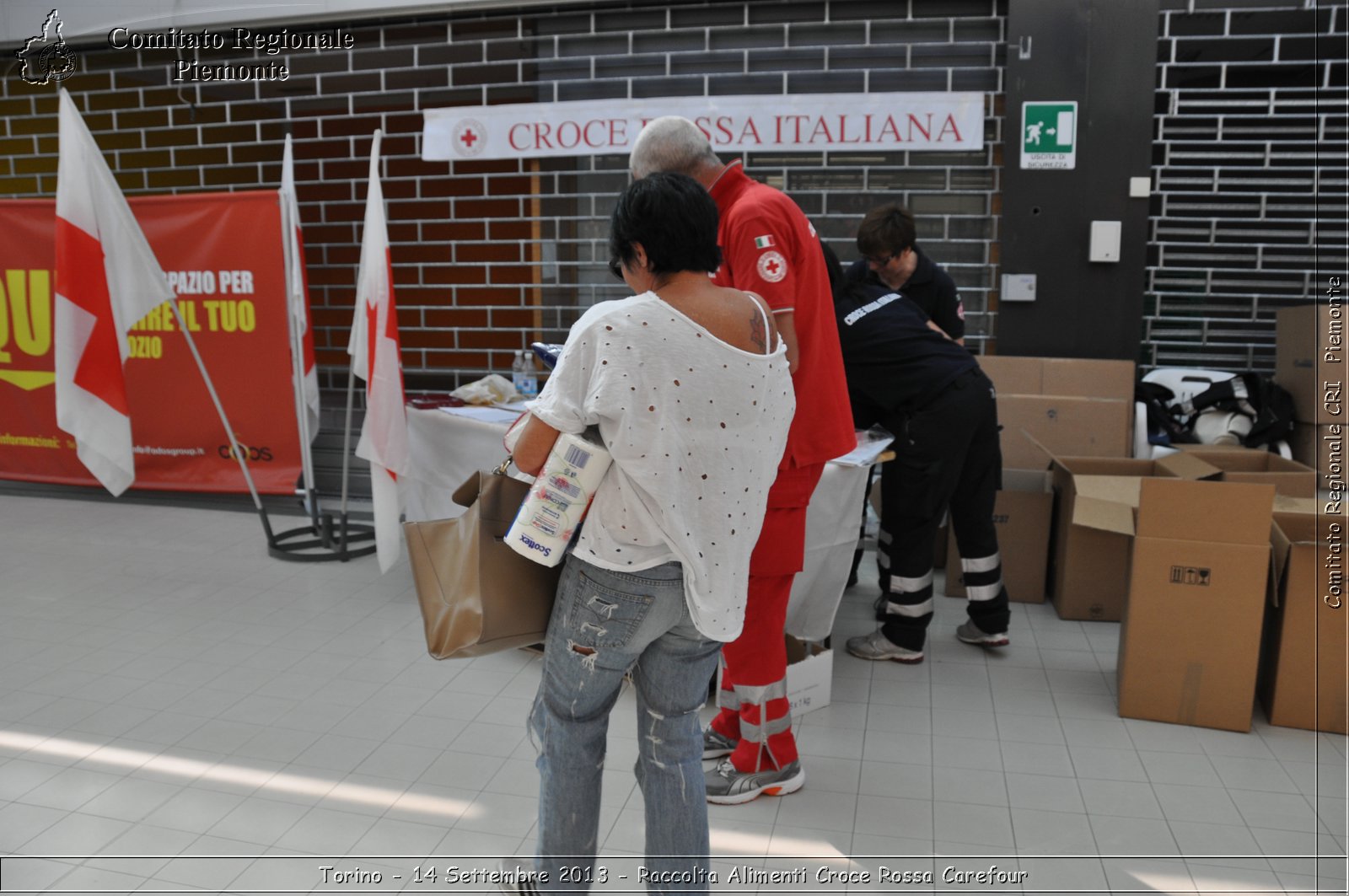 Torino - 14 Settembre 2013 - Raccolta Alimenti Croce Rossa Carefour - Croce Rossa Italiana - Comitato Regionale del Piemonte