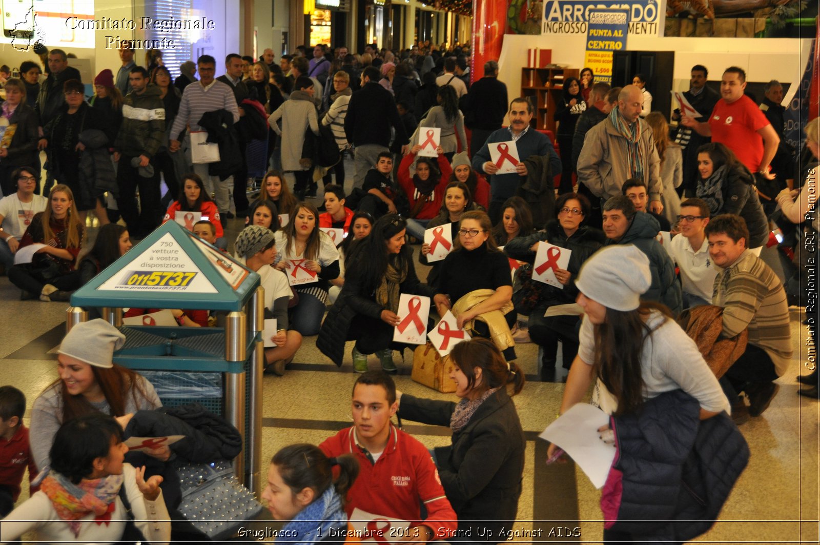 Grugliasco - 1 Dicembre 2013 - Stand Up Against AIDS - Comitato Regionale del Piemonte