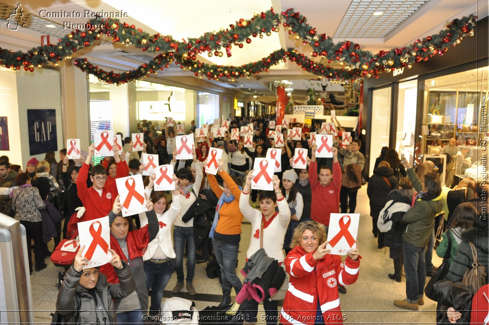 Grugliasco - 1 Dicembre 2013 - Stand Up Against AIDS - Comitato Regionale del Piemonte