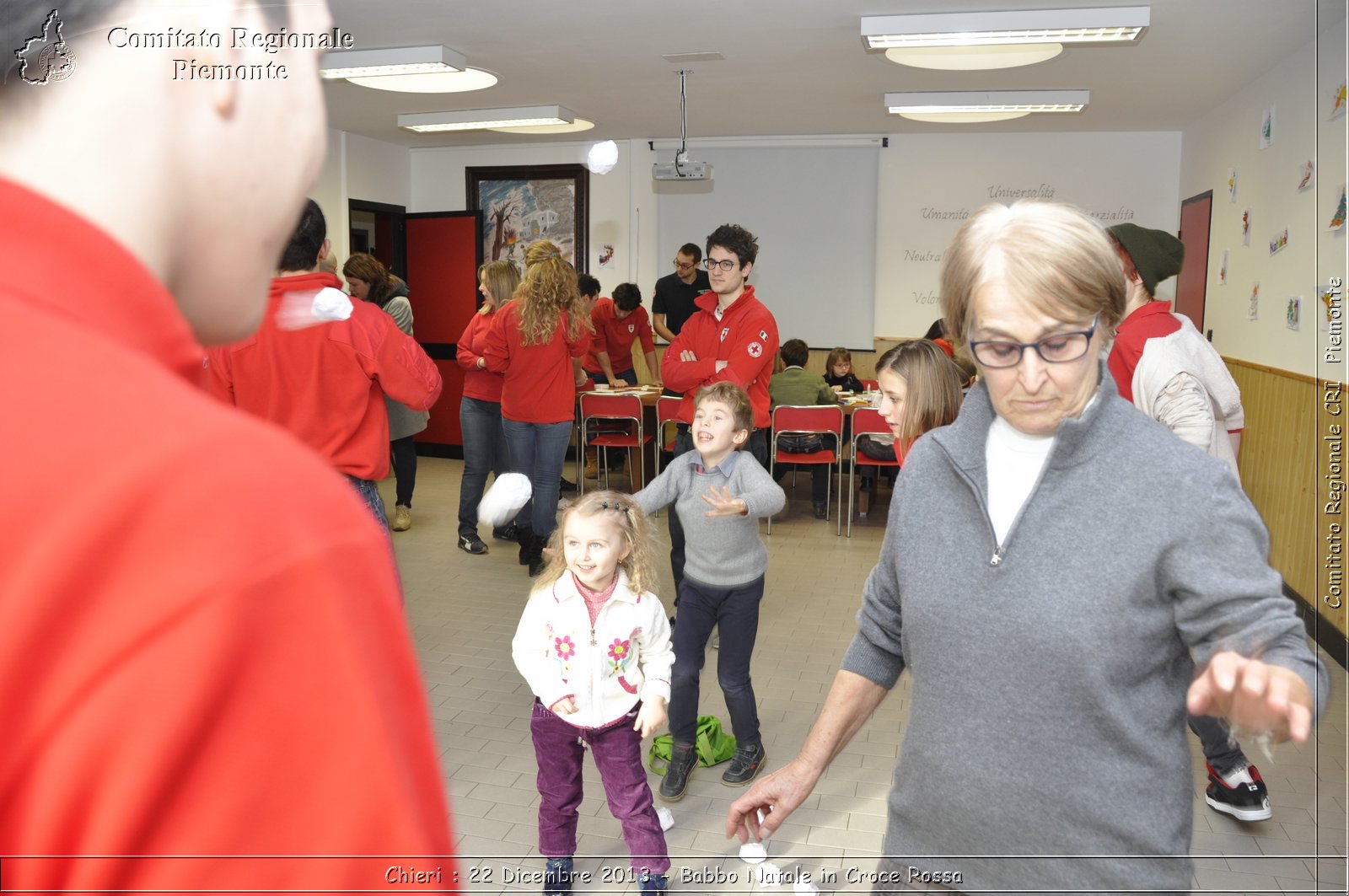 Chieri - 22 Dicembre 2013 - Babbo Natale in Croce Rossa - Comitato Regionale del Piemonte