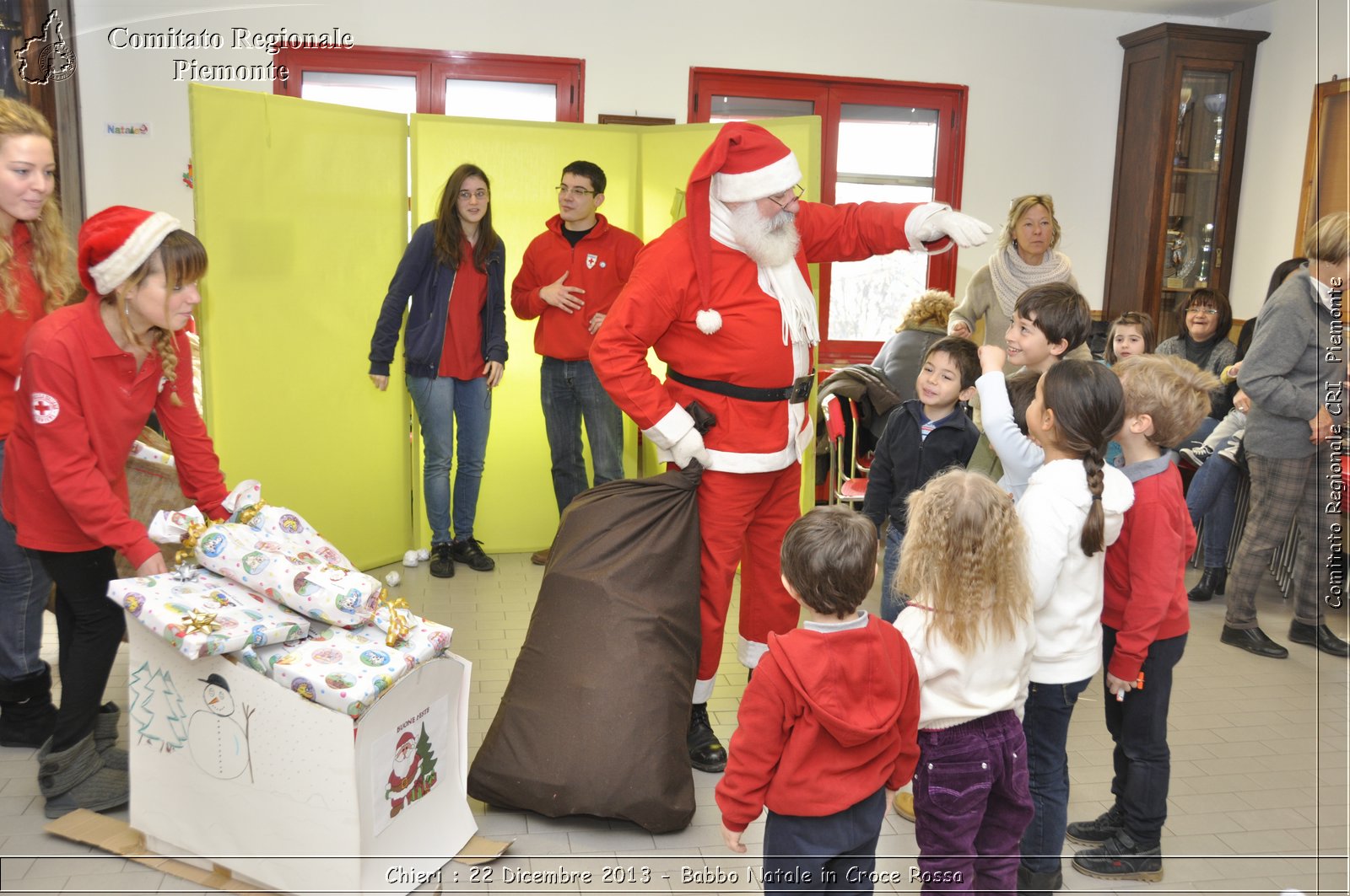 Chieri - 22 Dicembre 2013 - Babbo Natale in Croce Rossa - Comitato Regionale del Piemonte