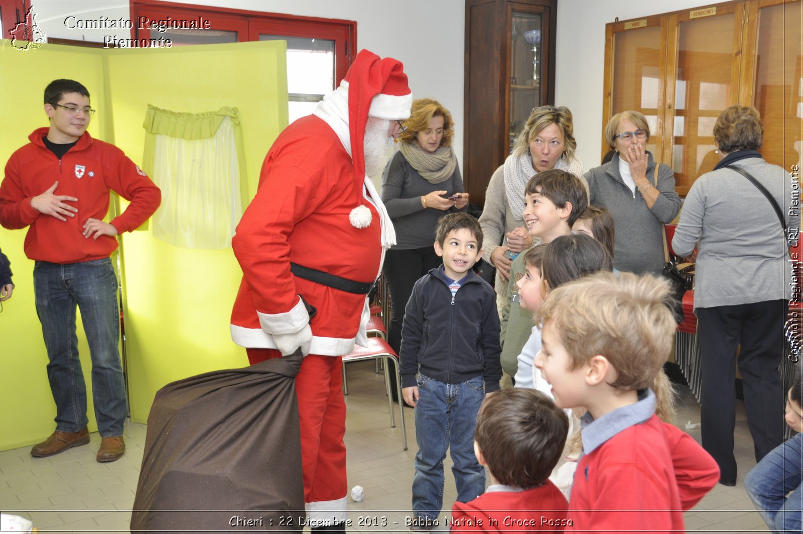 Chieri - 22 Dicembre 2013 - Babbo Natale in Croce Rossa - Comitato Regionale del Piemonte