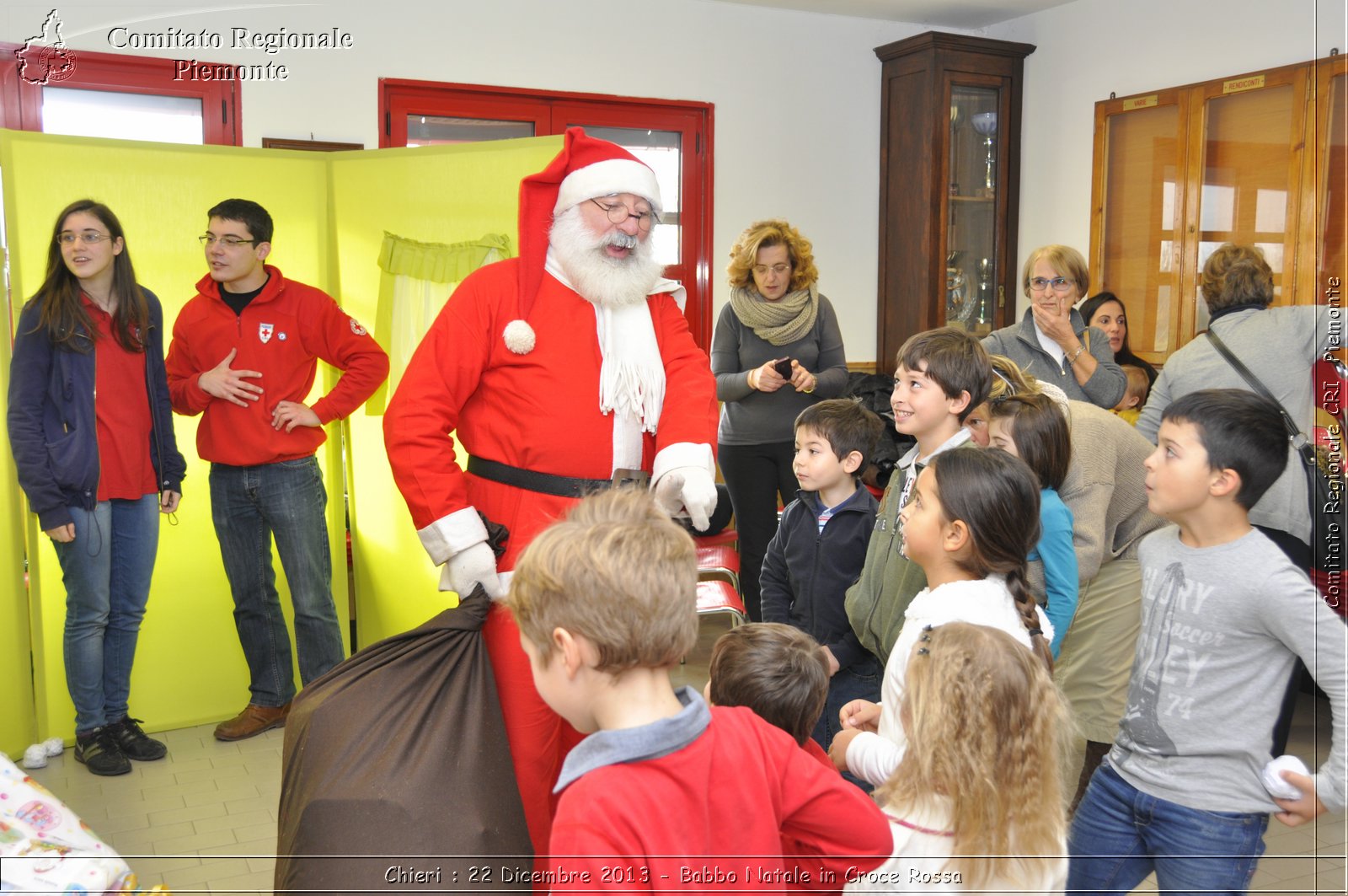 Chieri - 22 Dicembre 2013 - Babbo Natale in Croce Rossa - Comitato Regionale del Piemonte