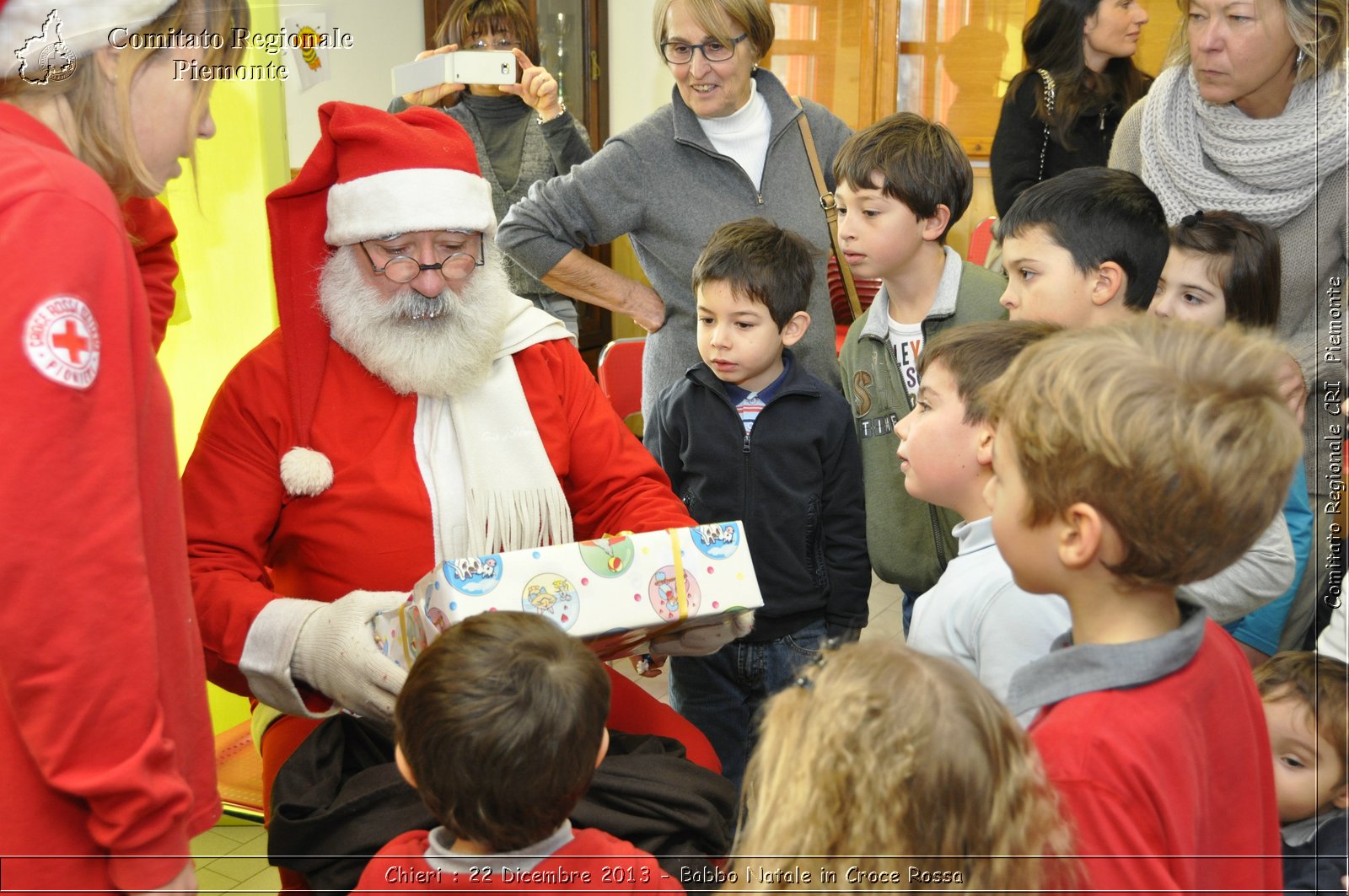 Chieri - 22 Dicembre 2013 - Babbo Natale in Croce Rossa - Comitato Regionale del Piemonte