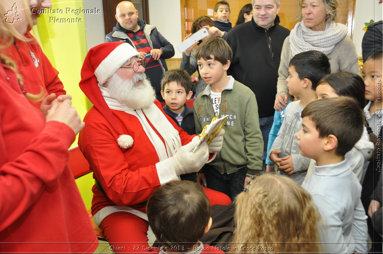 Chieri - 22 Dicembre 2013 - Babbo Natale in Croce Rossa - Comitato Regionale del Piemonte