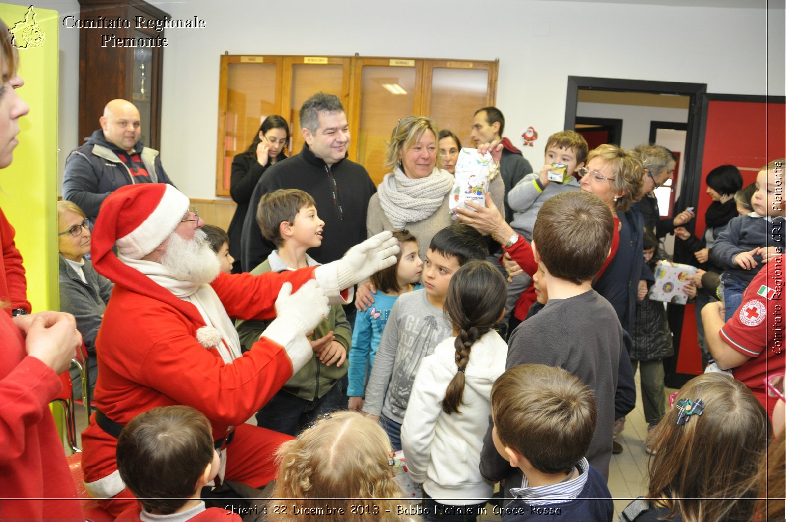 Chieri - 22 Dicembre 2013 - Babbo Natale in Croce Rossa - Comitato Regionale del Piemonte