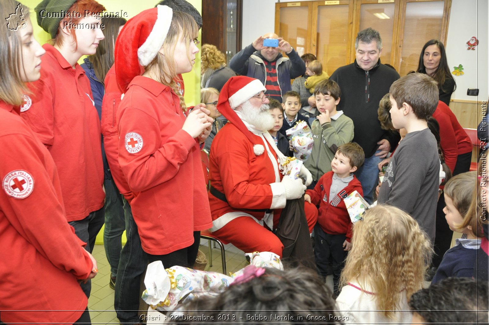 Chieri - 22 Dicembre 2013 - Babbo Natale in Croce Rossa - Comitato Regionale del Piemonte