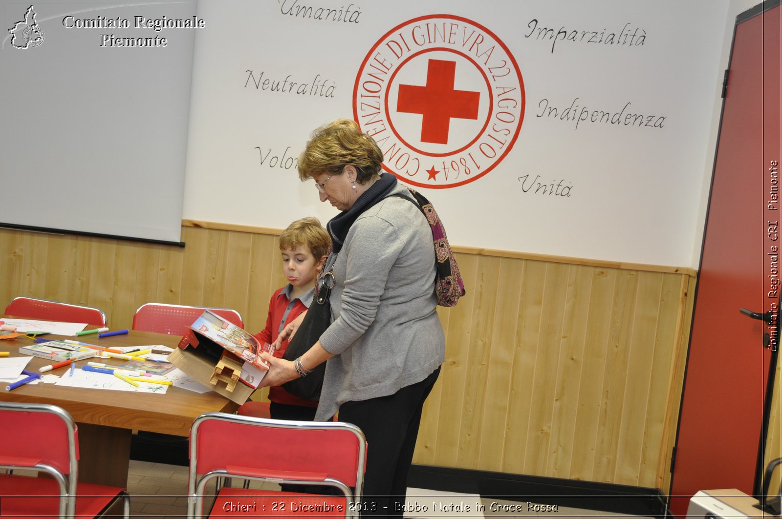 Chieri - 22 Dicembre 2013 - Babbo Natale in Croce Rossa - Comitato Regionale del Piemonte