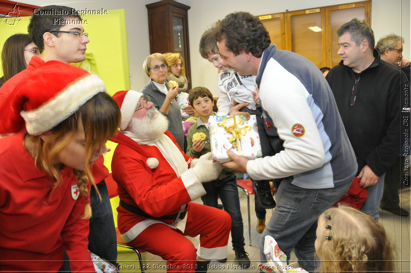 Chieri - 22 Dicembre 2013 - Babbo Natale in Croce Rossa - Comitato Regionale del Piemonte