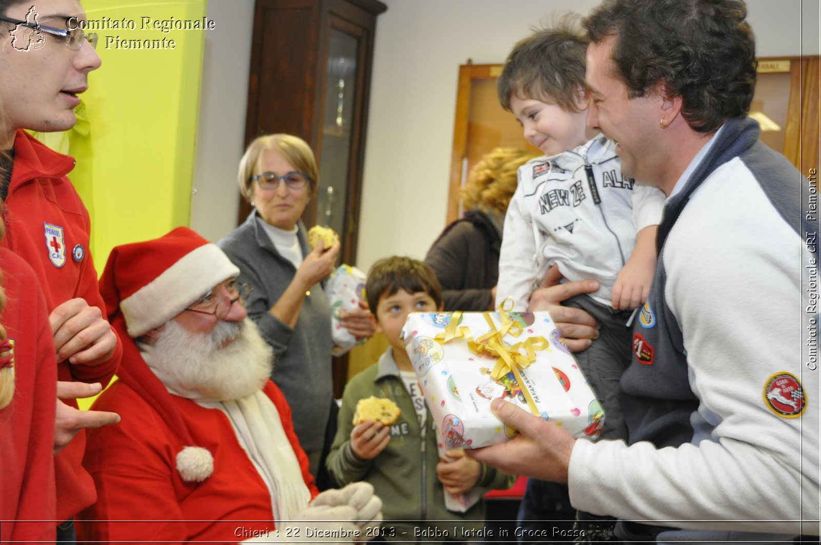 Chieri - 22 Dicembre 2013 - Babbo Natale in Croce Rossa - Comitato Regionale del Piemonte