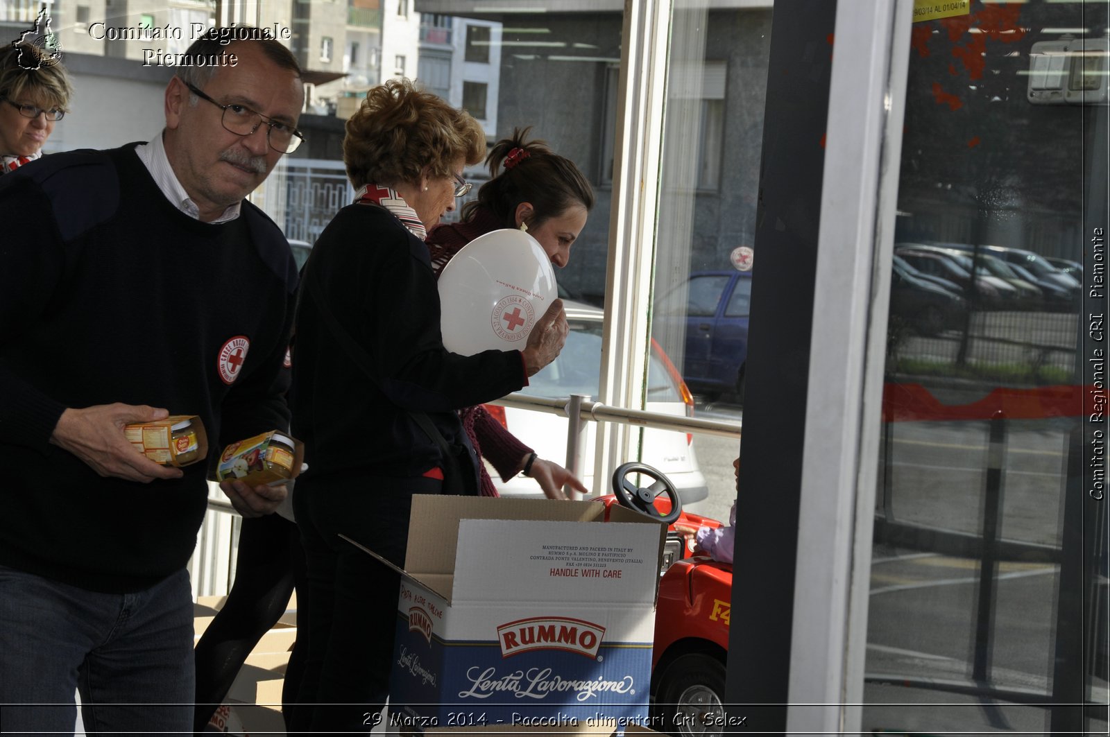 29 Marzo 2014 - Raccolta alimentari Cri Selex - Comitato Regionale del Piemonte