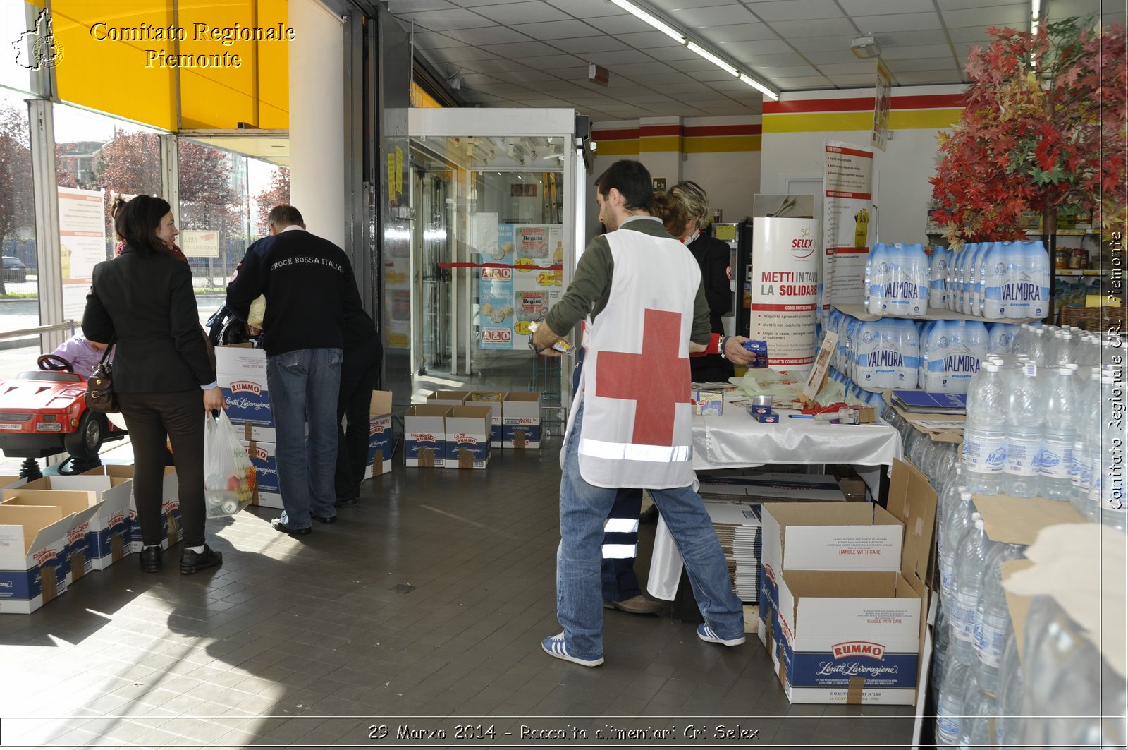 29 Marzo 2014 - Raccolta alimentari Cri Selex - Comitato Regionale del Piemonte